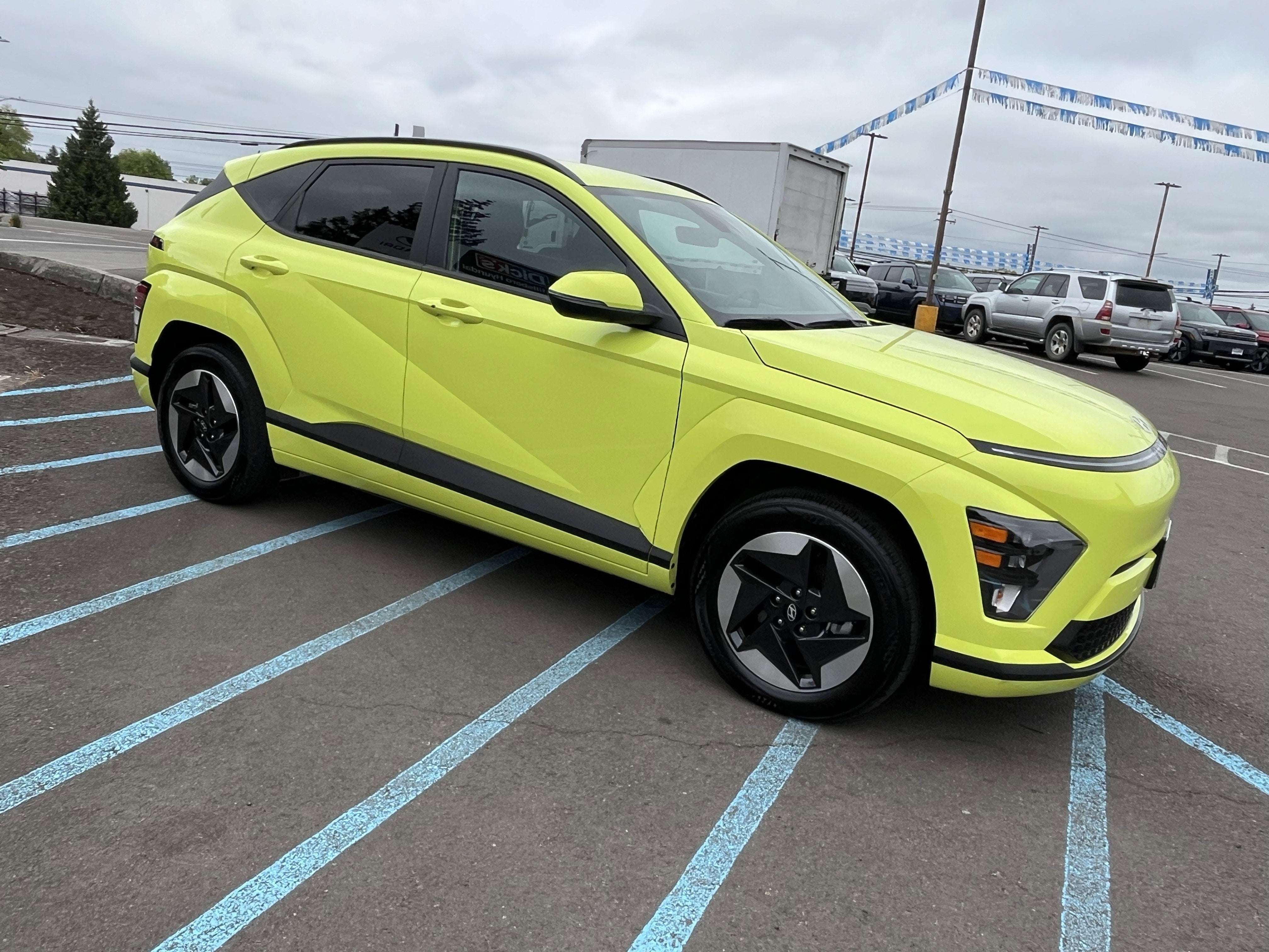 2024 Hyundai KONA ELECTRIC SEL