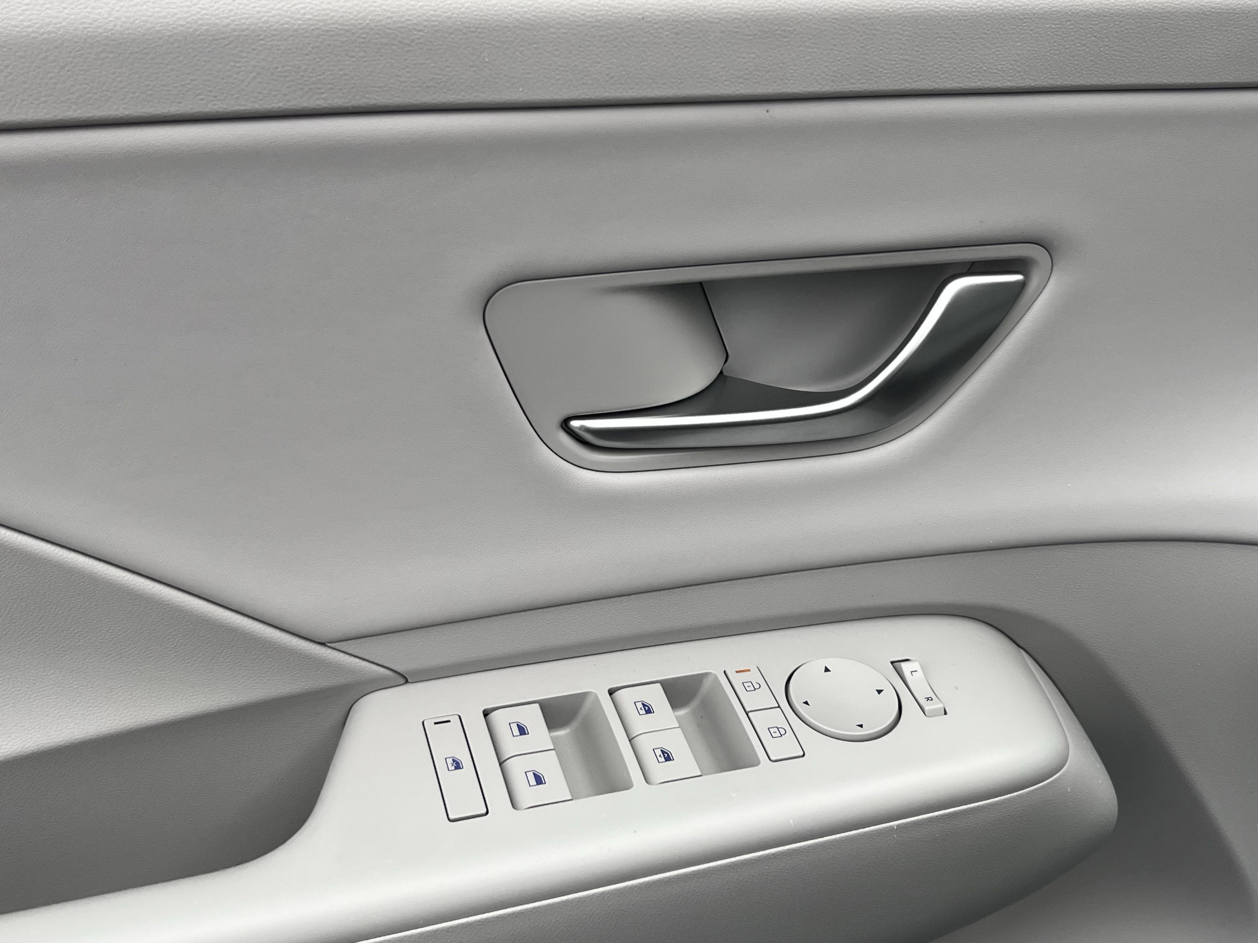 2025 Hyundai KONA Limited