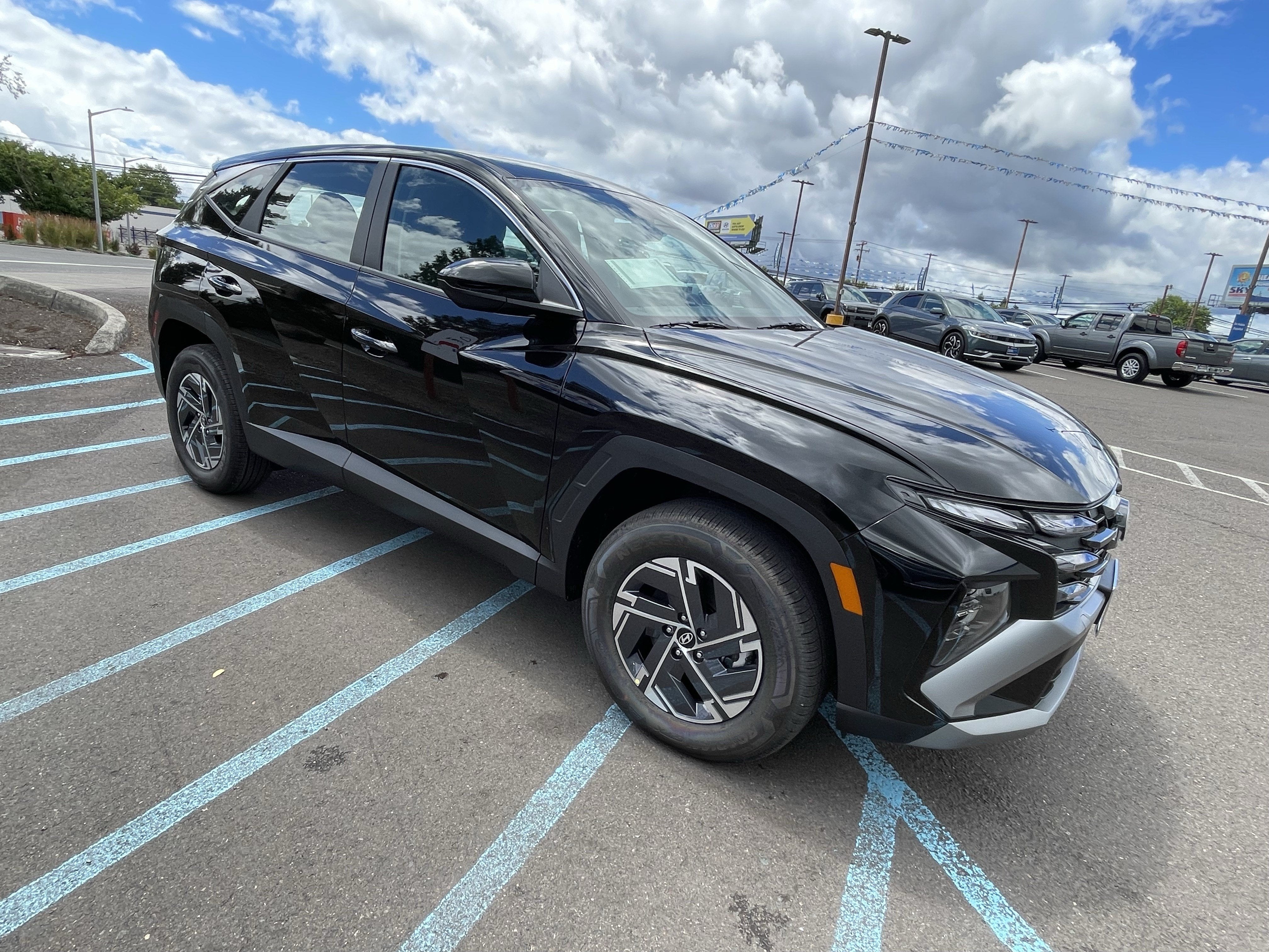 2026 Hyundai TUCSON HYBRID Blue SE