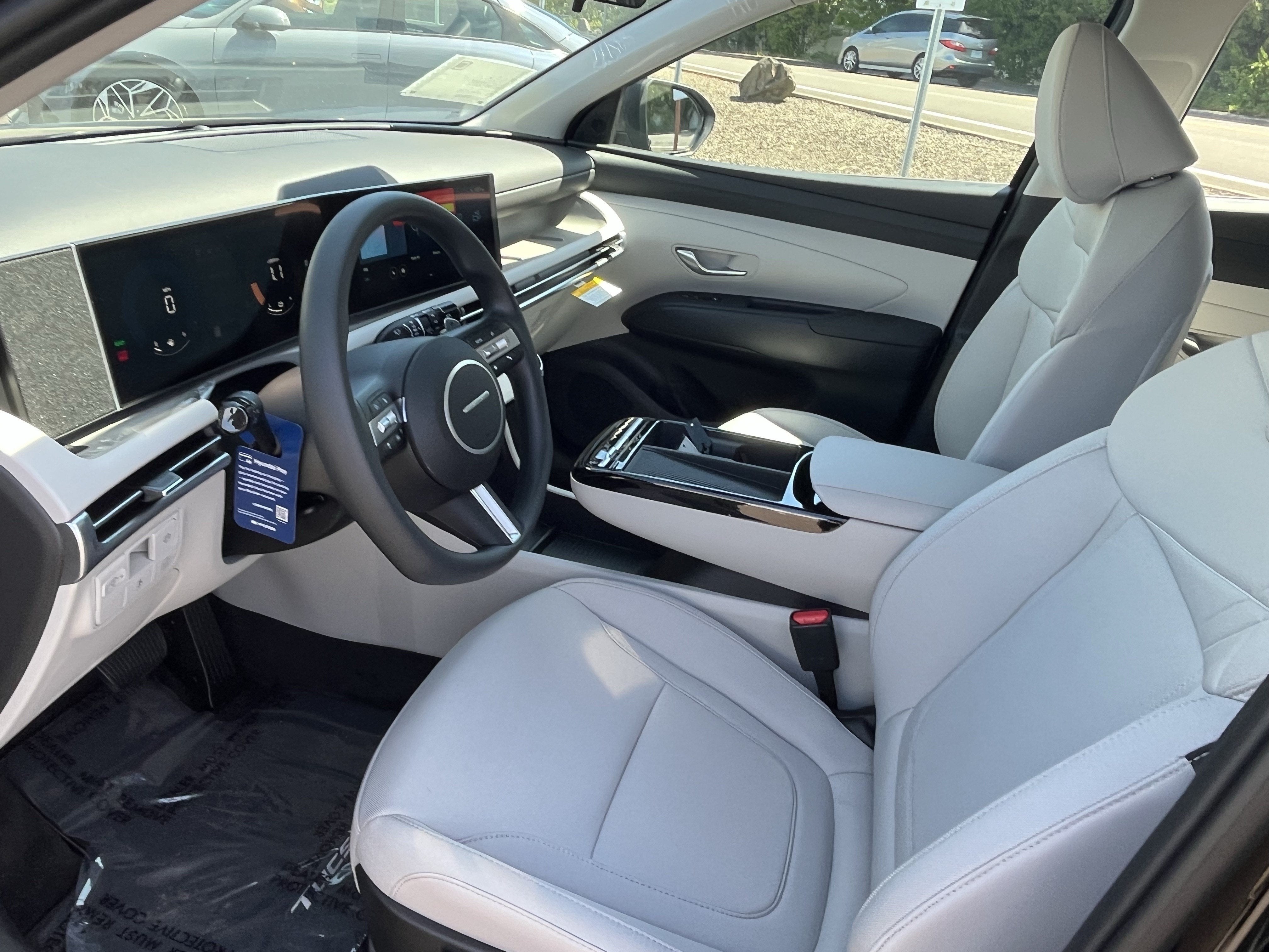 2026 Hyundai TUCSON HYBRID Blue SE
