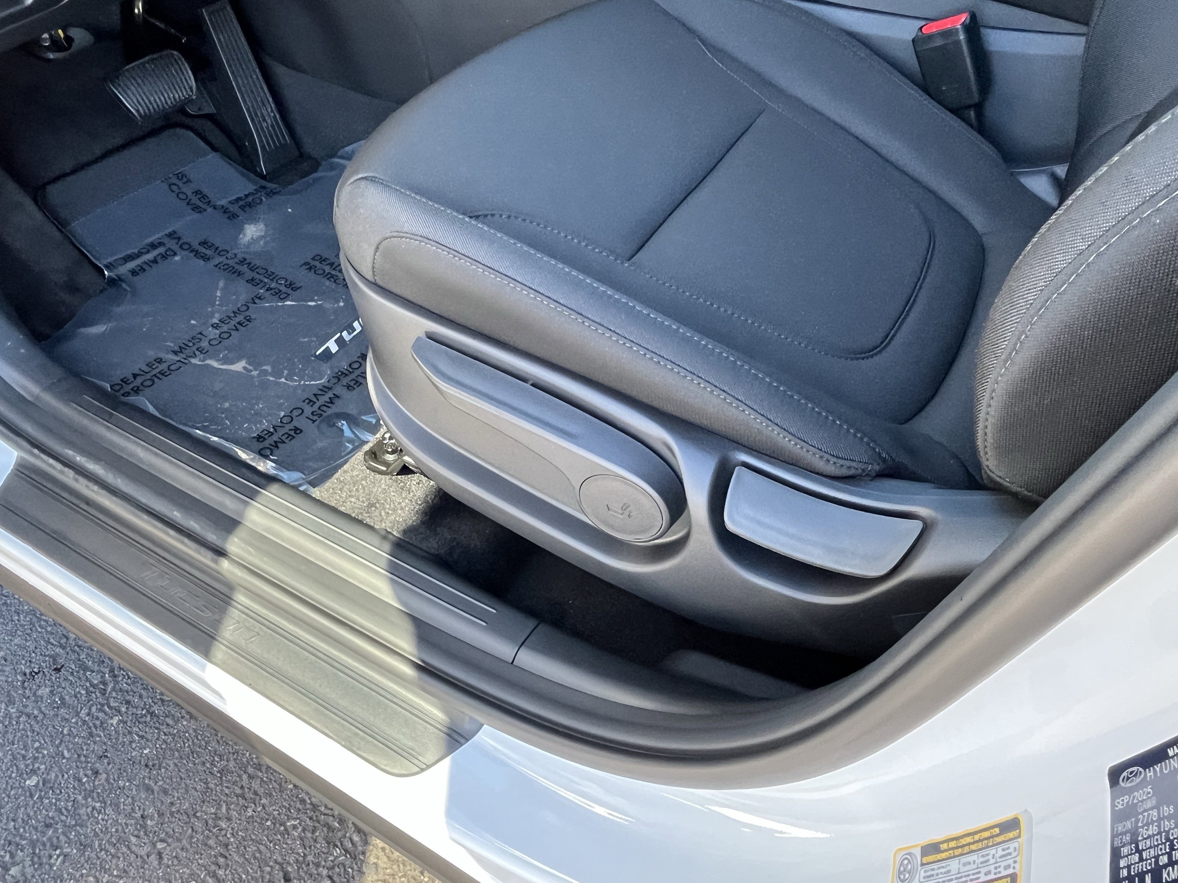 2026 Hyundai TUCSON HYBRID Blue SE