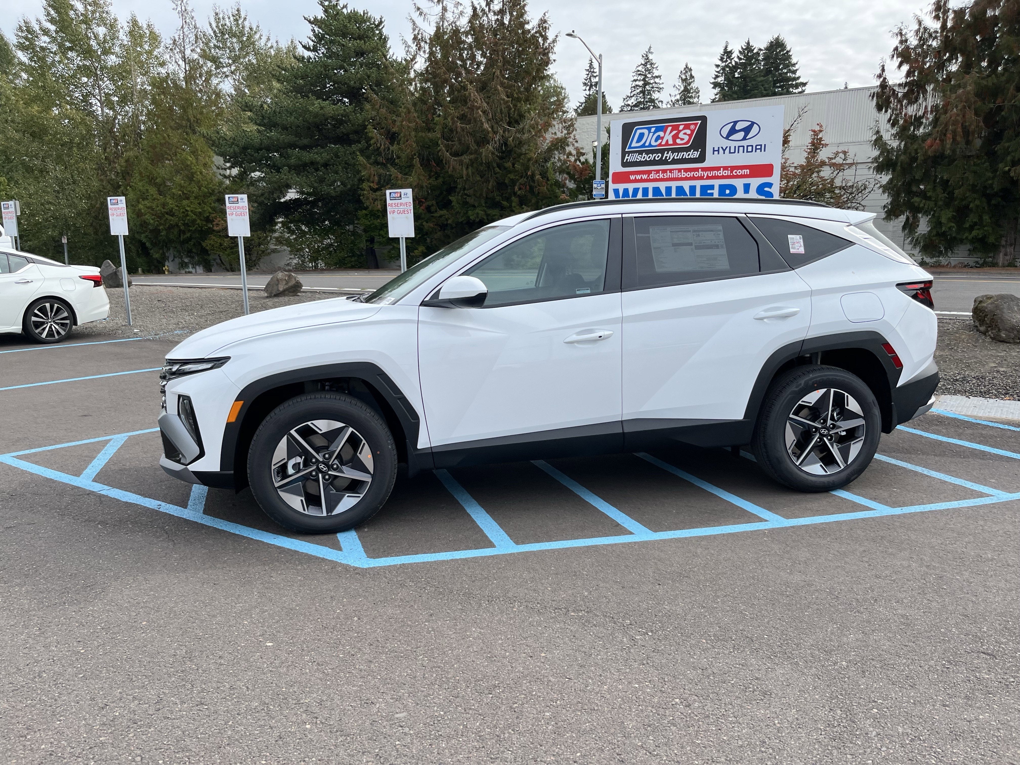 2026 Hyundai TUCSON HYBRID SEL