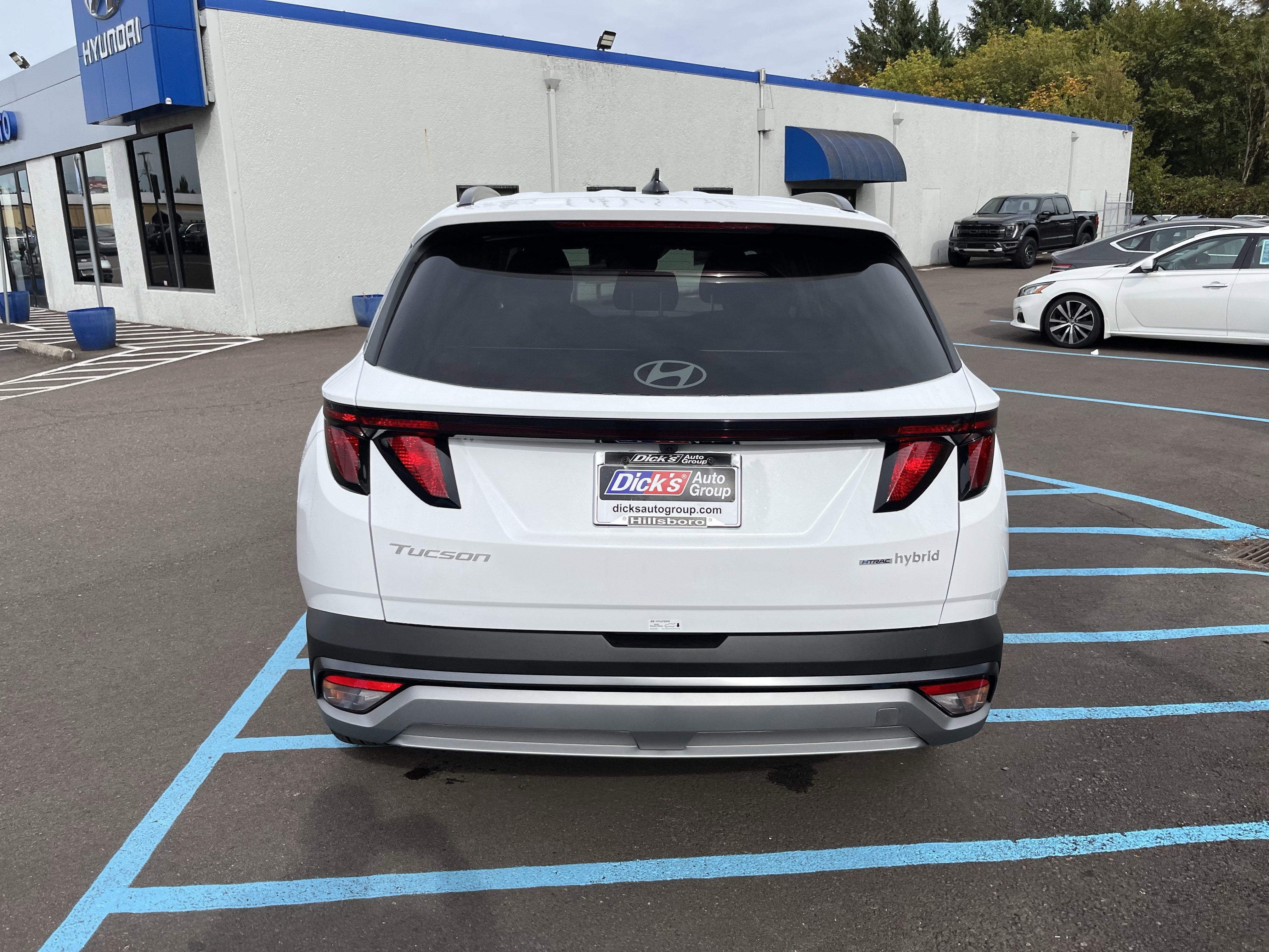 2026 Hyundai TUCSON HYBRID SEL