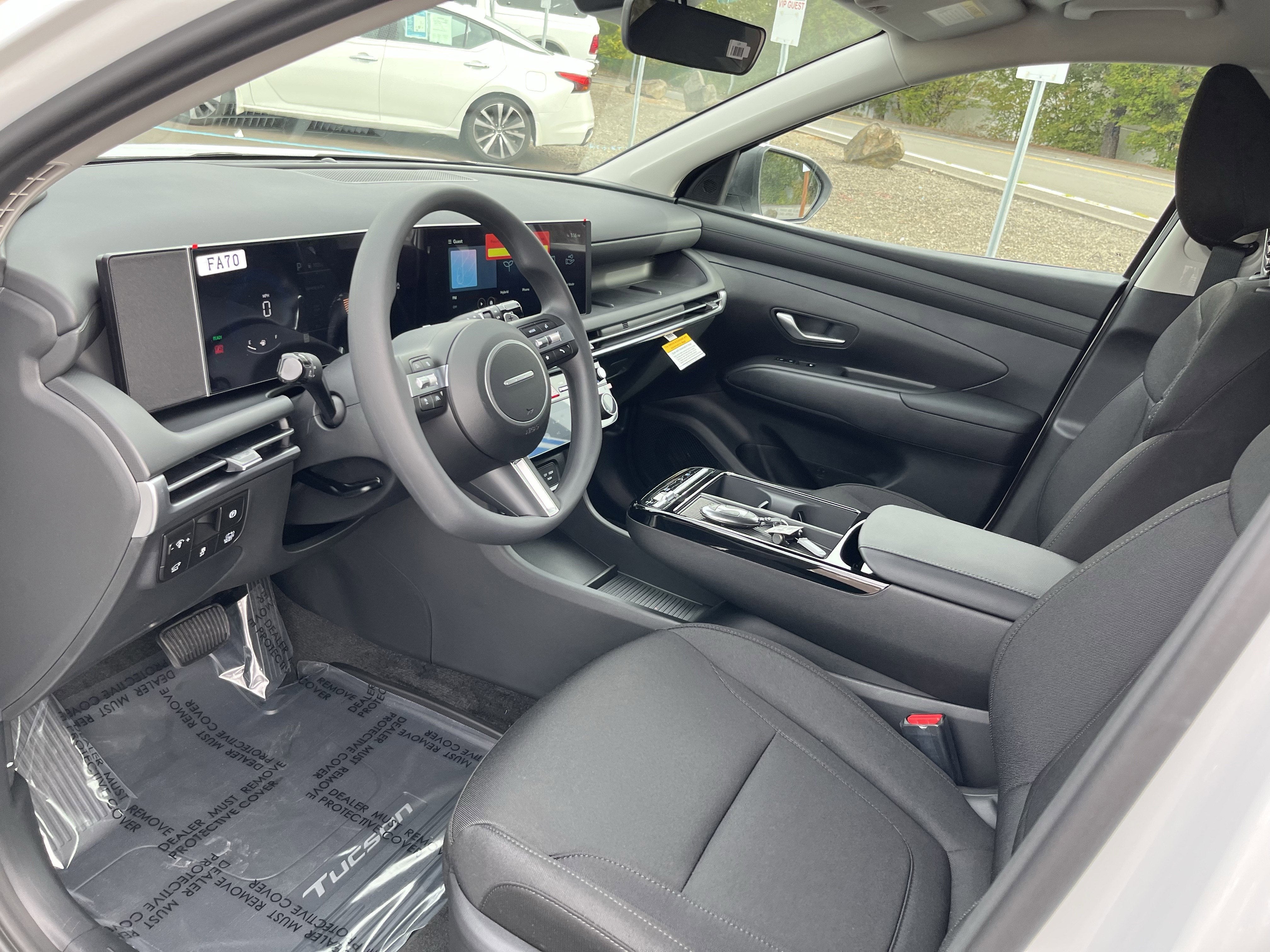 2026 Hyundai TUCSON HYBRID SEL