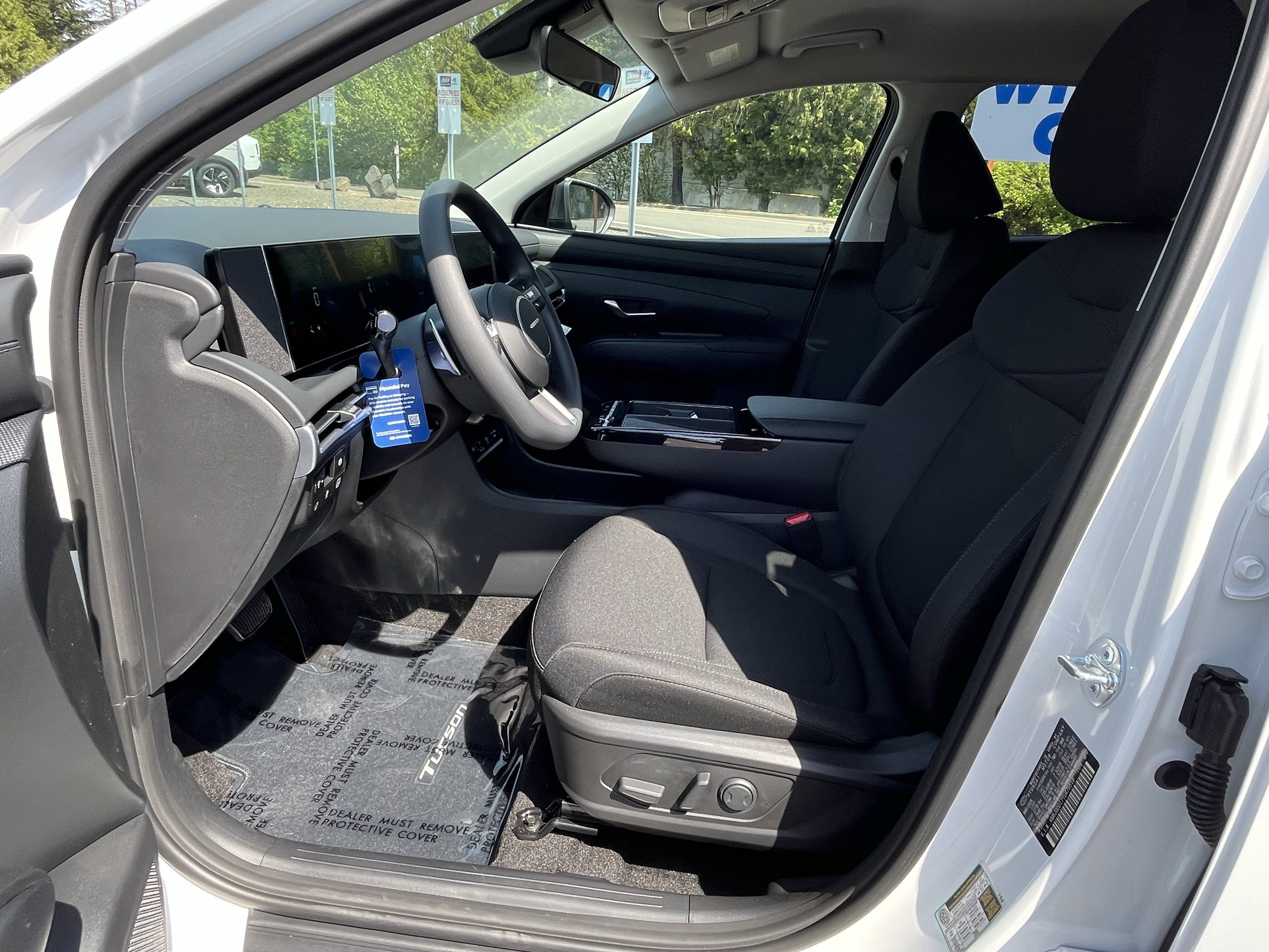 2026 Hyundai TUCSON HYBRID SEL AWD