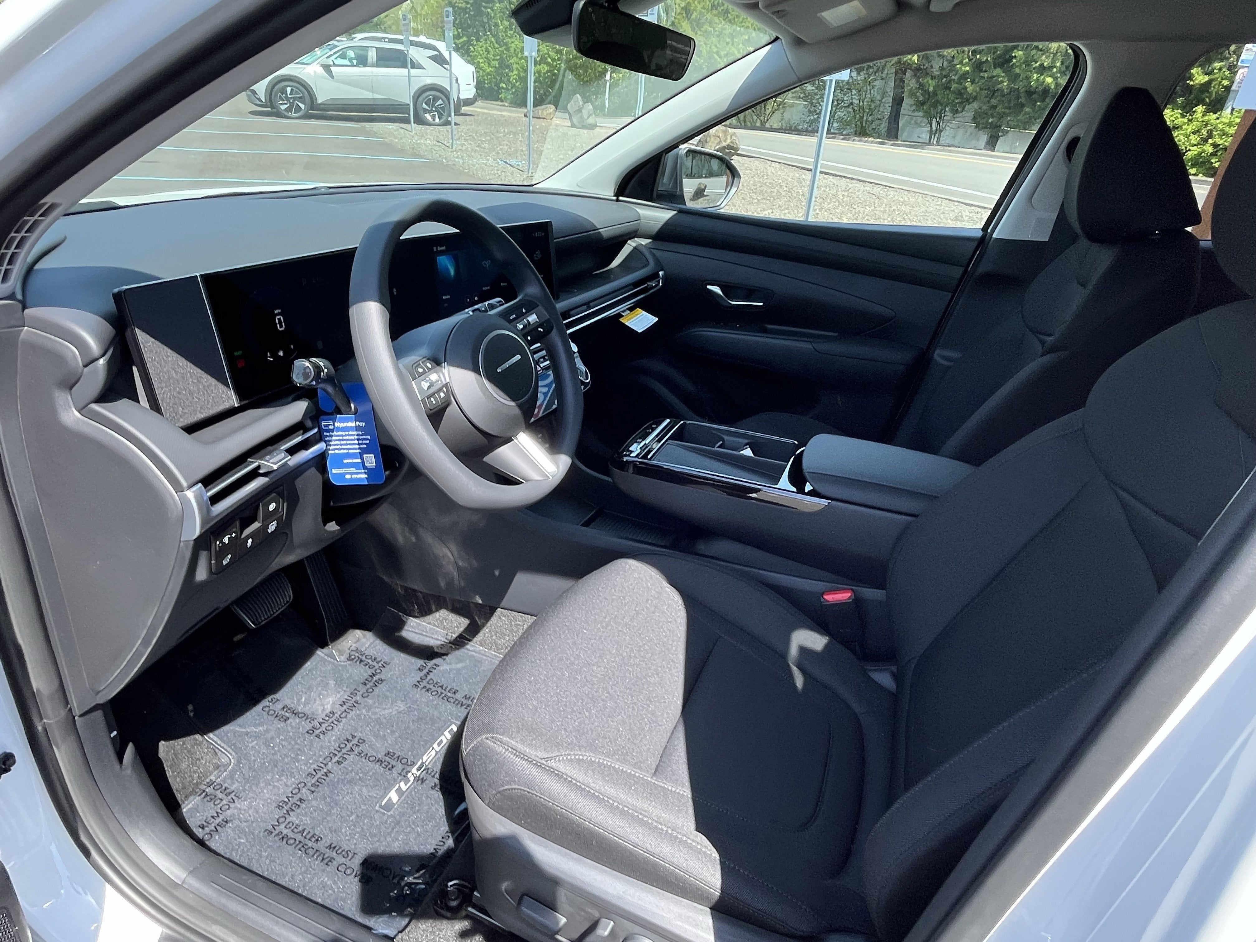 2026 Hyundai TUCSON HYBRID SEL AWD