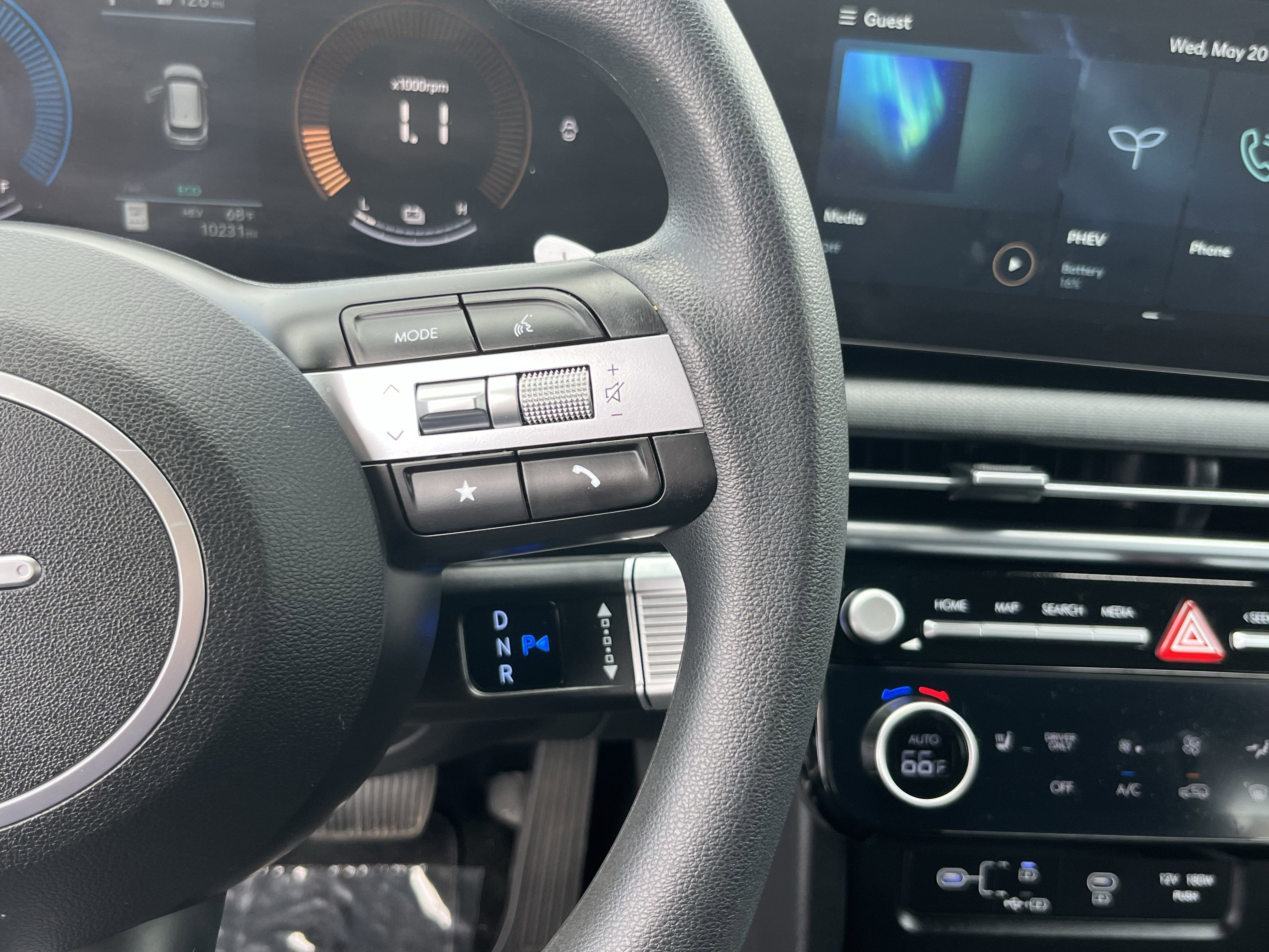 2025 Hyundai TUCSON PLUG-IN HYBRID SEL