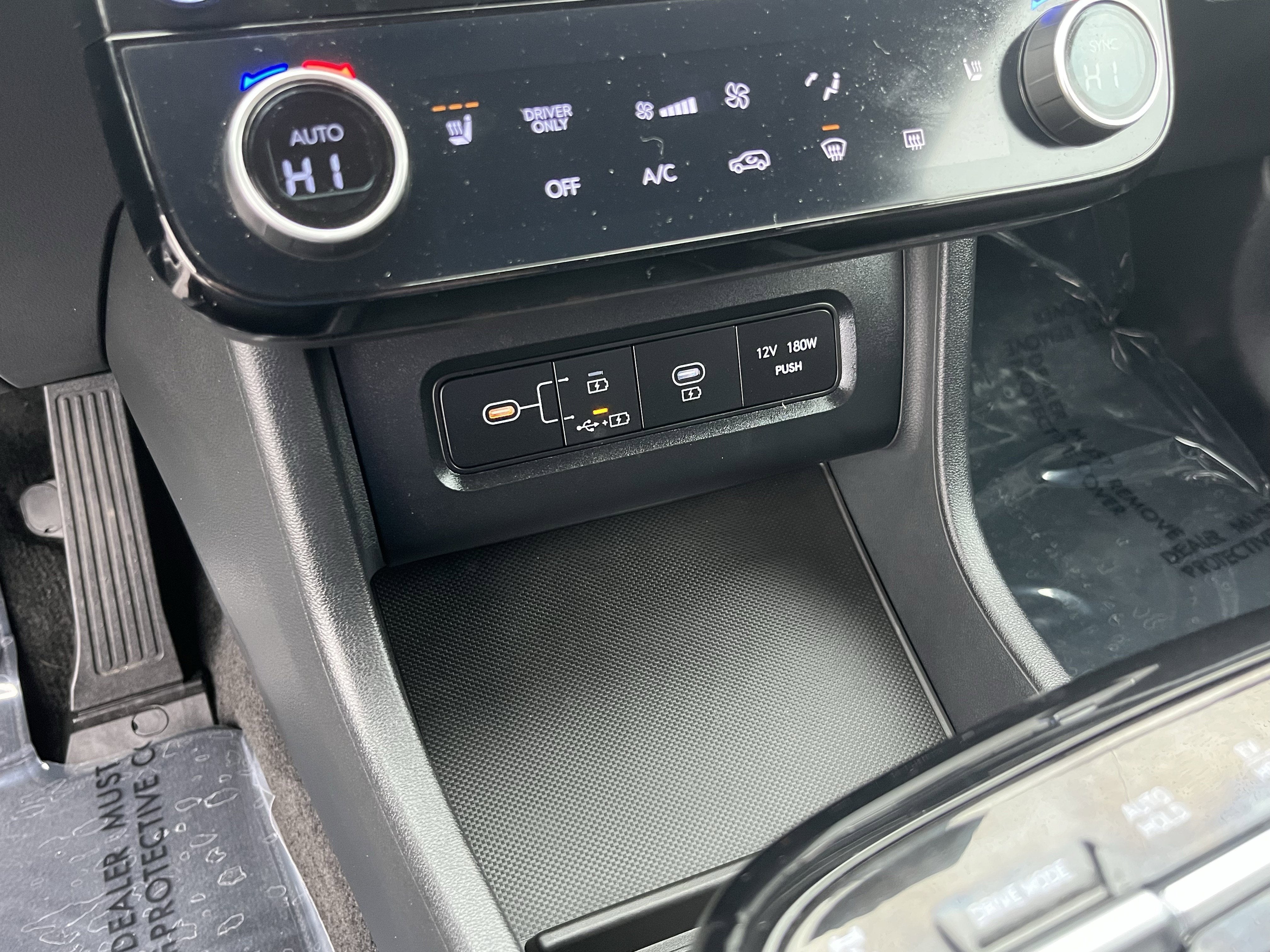 2025 Hyundai TUCSON PLUG-IN HYBRID SEL