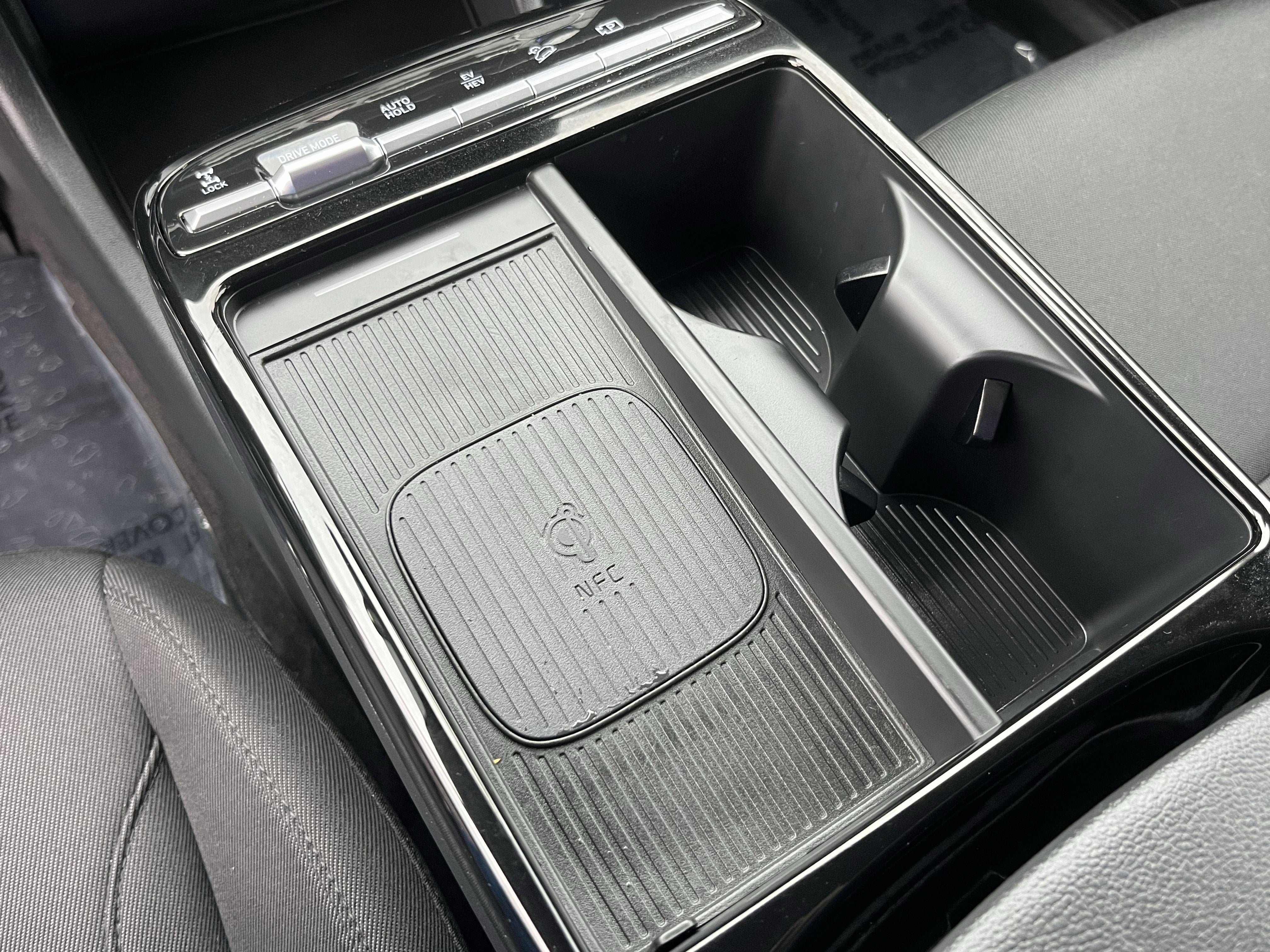 2025 Hyundai TUCSON PLUG-IN HYBRID SEL
