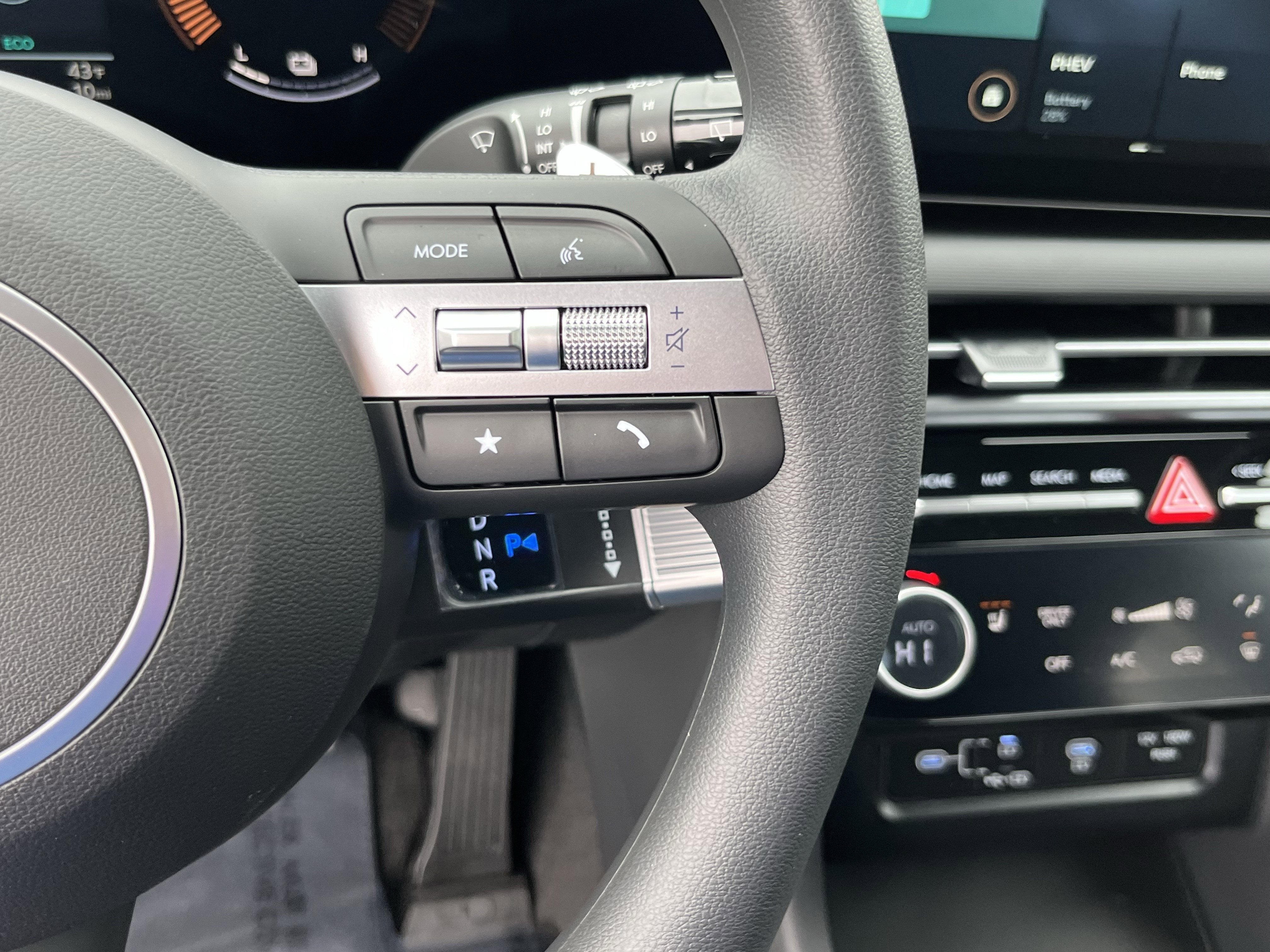 2026 Hyundai TUCSON PLUG-IN HYBRID SEL