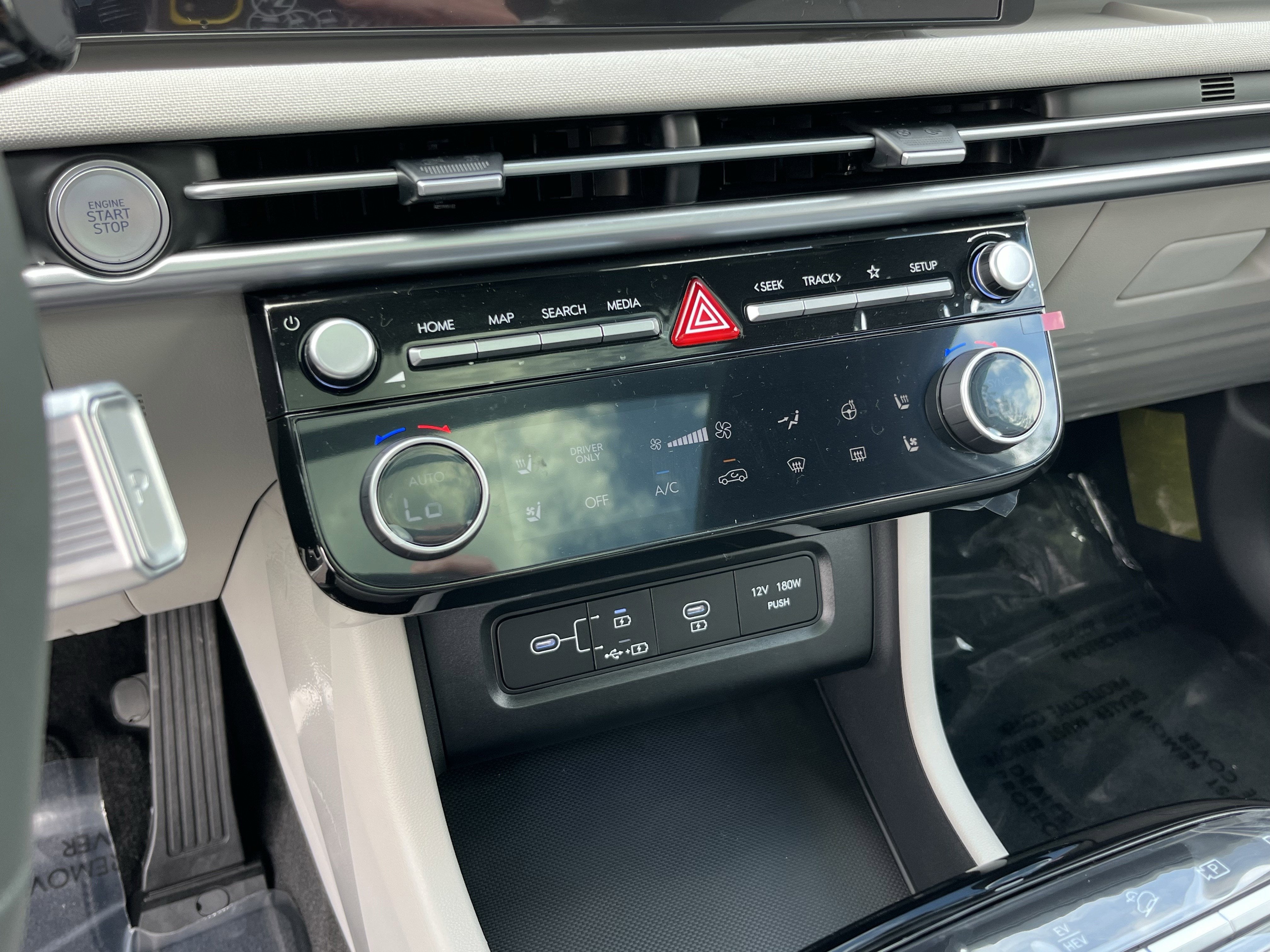 2026 Hyundai TUCSON PLUG-IN HYBRID Limited