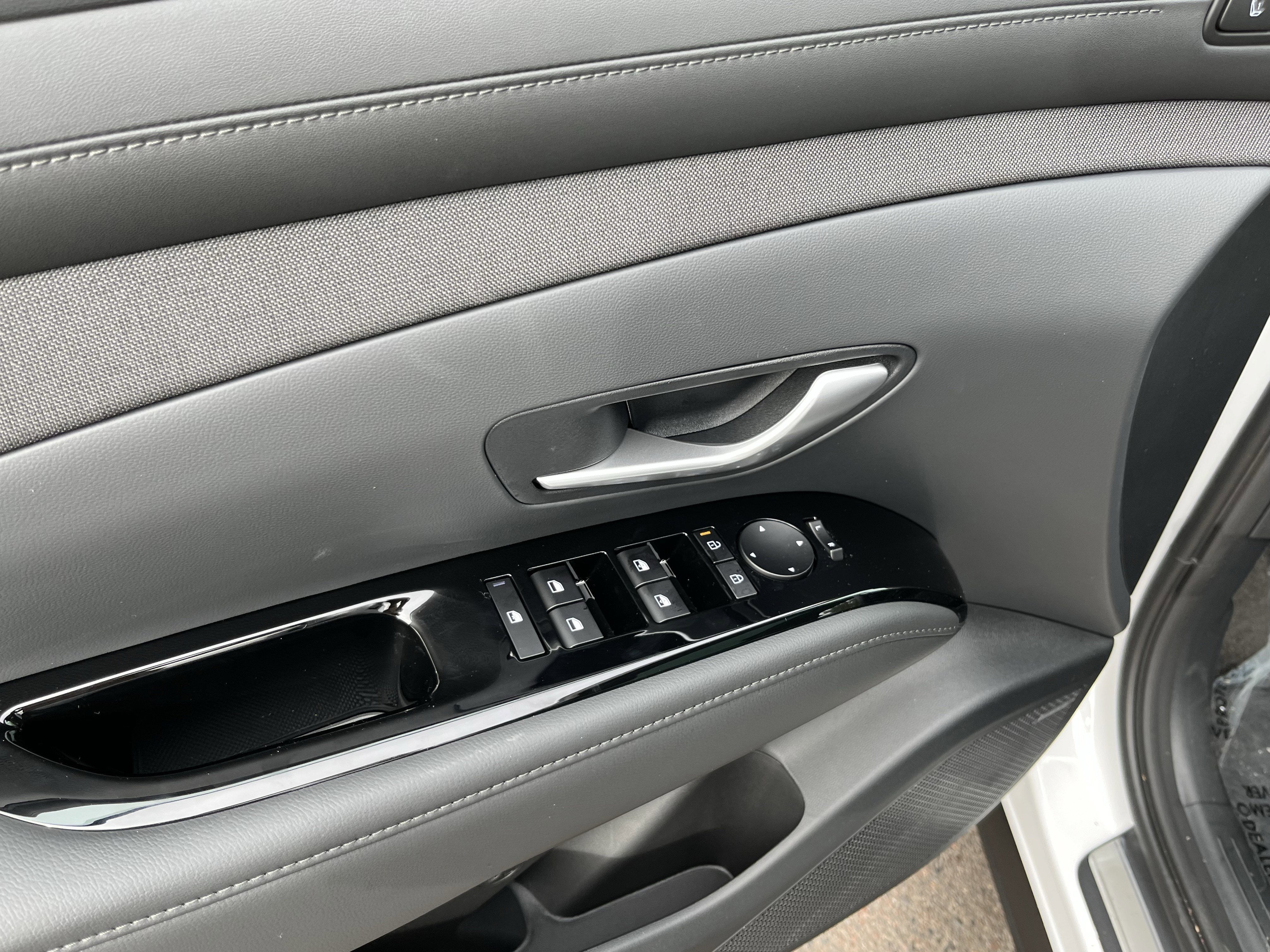 2026 Hyundai TUCSON PLUG-IN HYBRID Limited