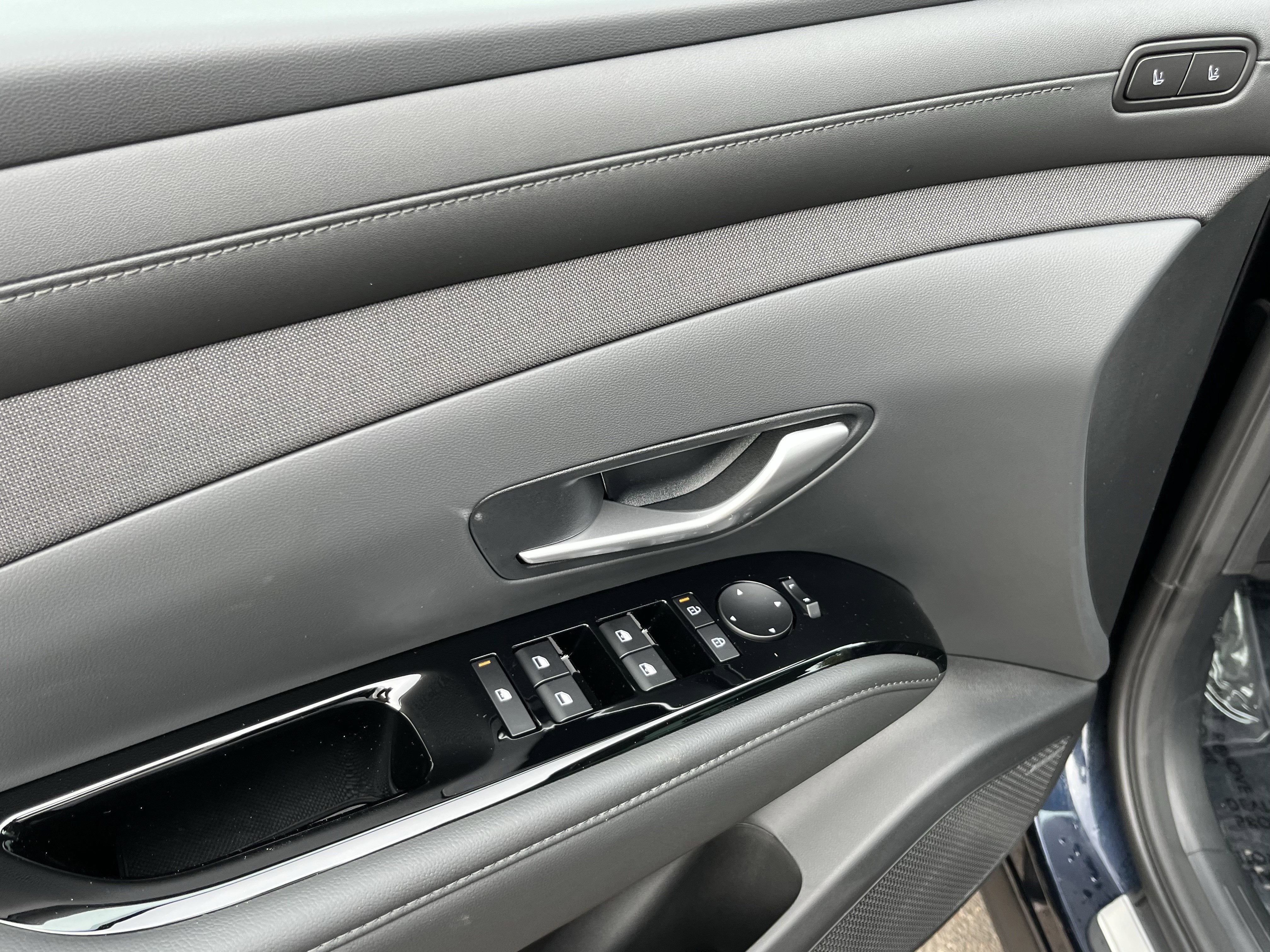 2026 Hyundai TUCSON PLUG-IN HYBRID Limited