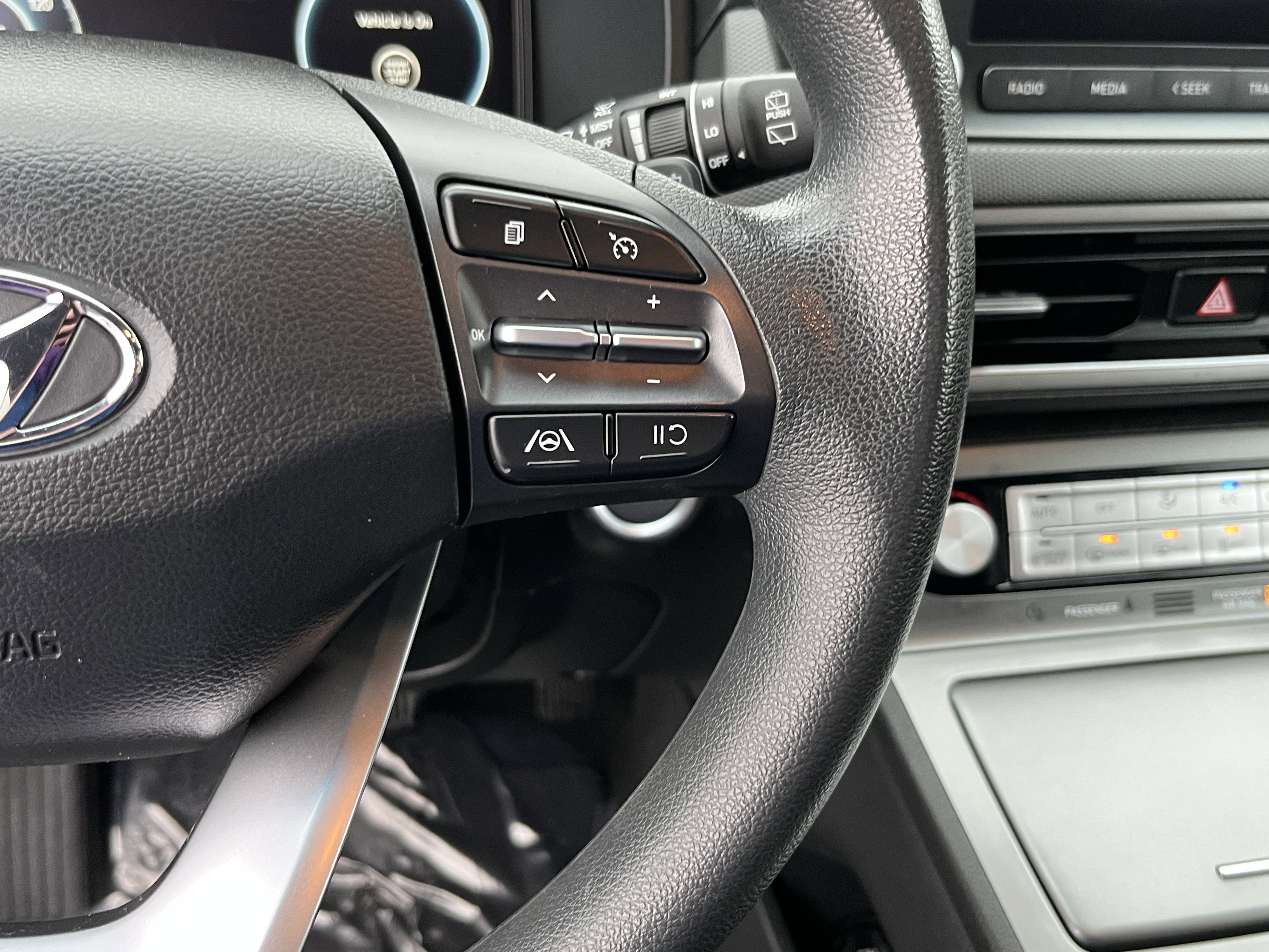 2023 Hyundai KONA ELECTRIC SE