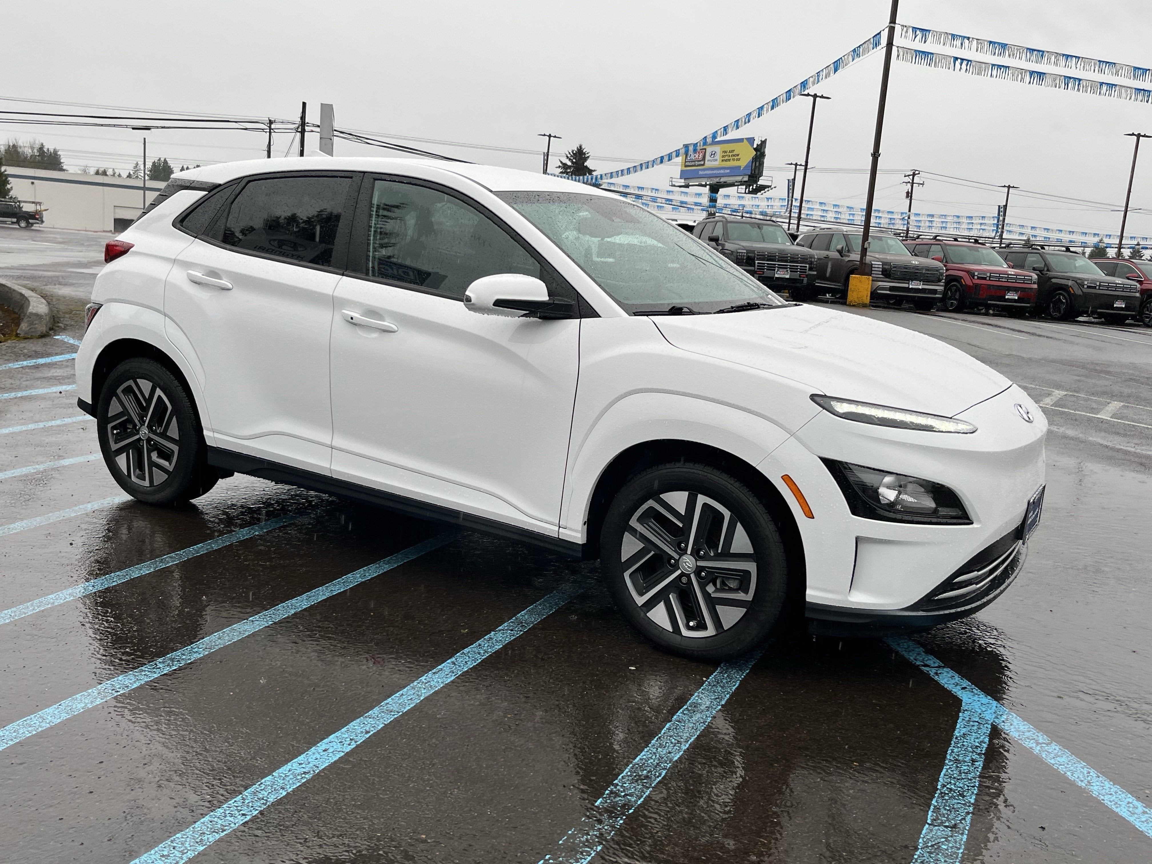 2023 Hyundai KONA ELECTRIC SE
