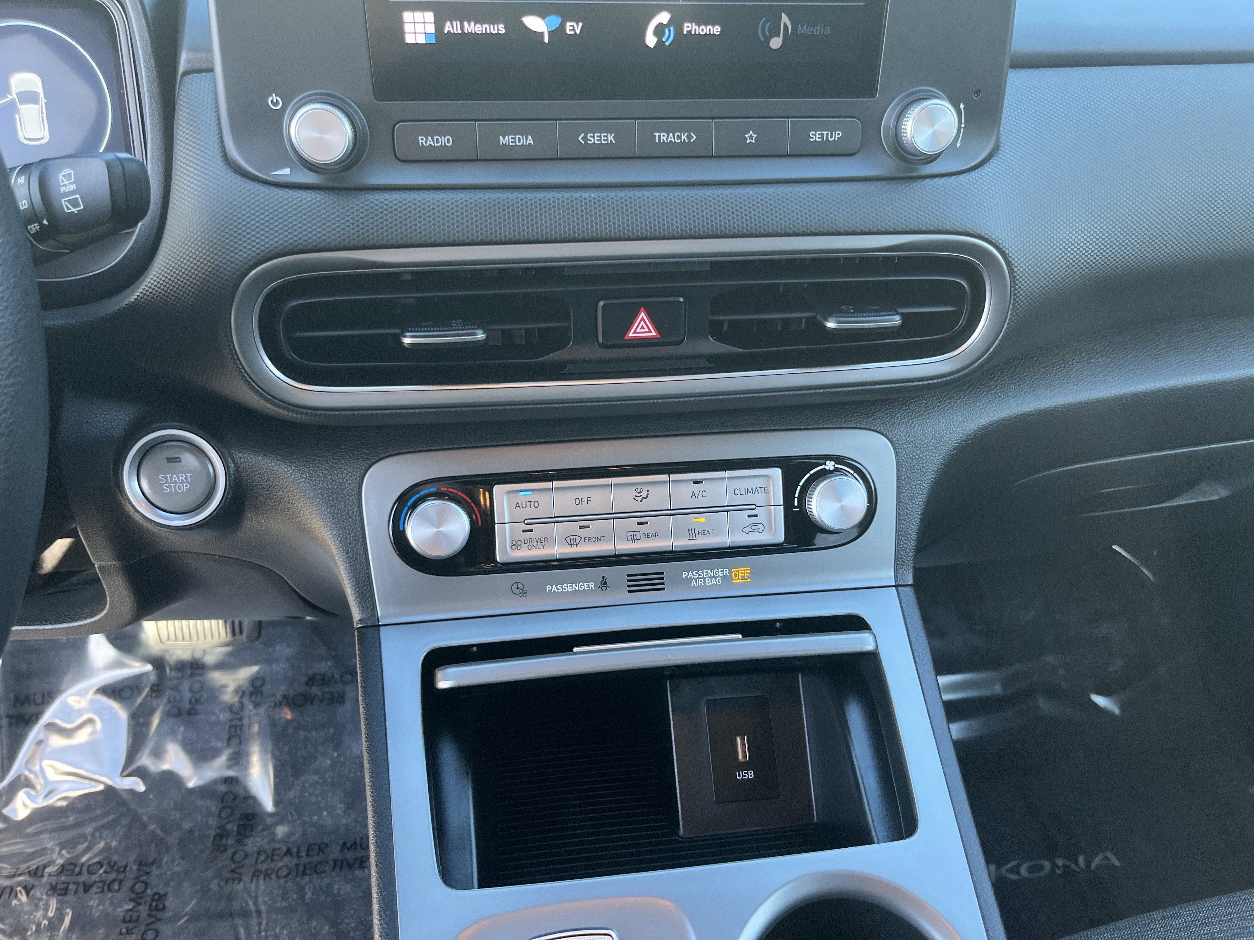 2023 Hyundai KONA ELECTRIC SE