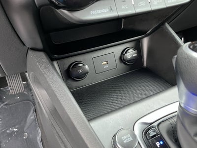 2022 Hyundai KONA SEL