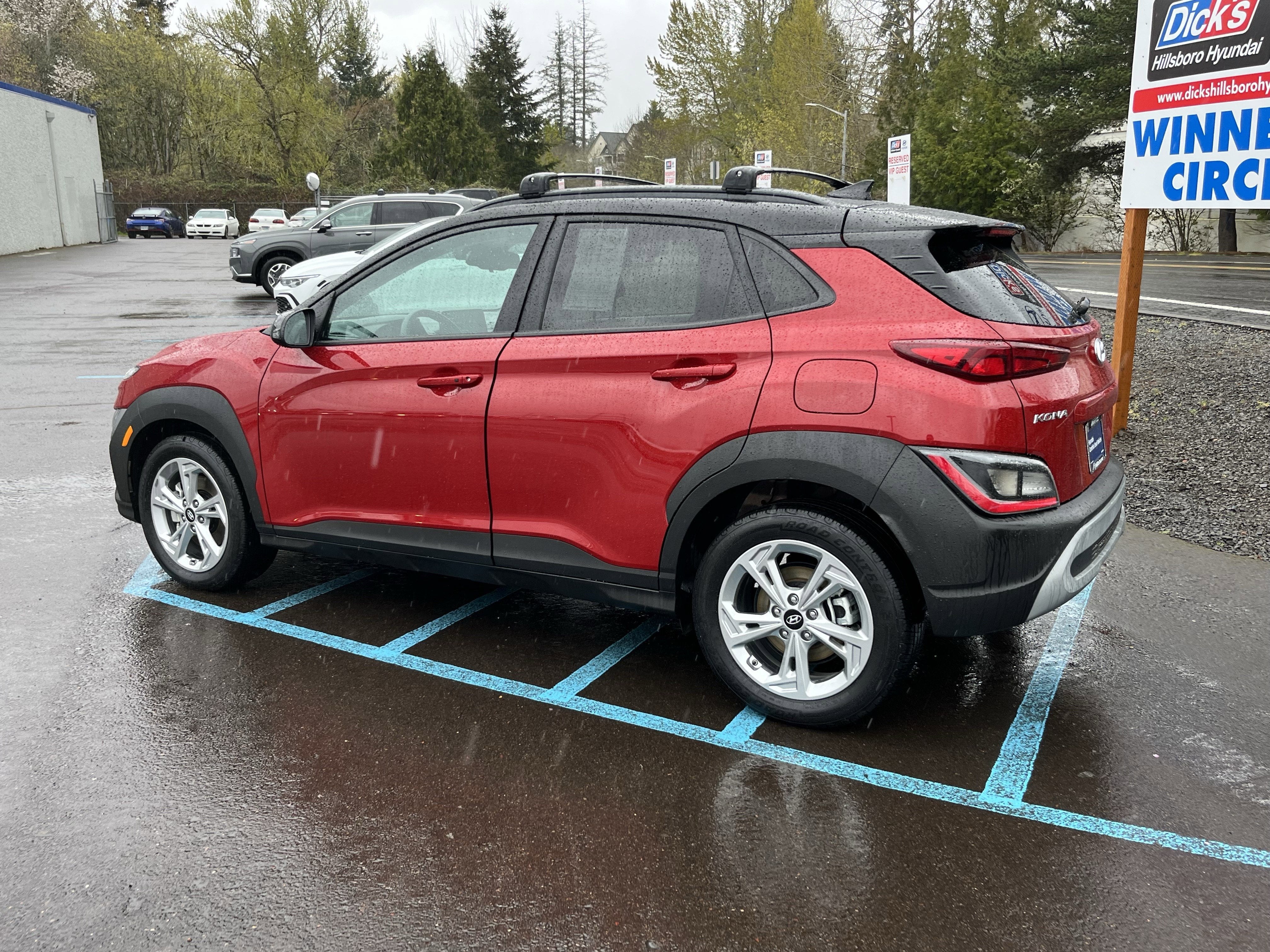 2022 Hyundai KONA SEL