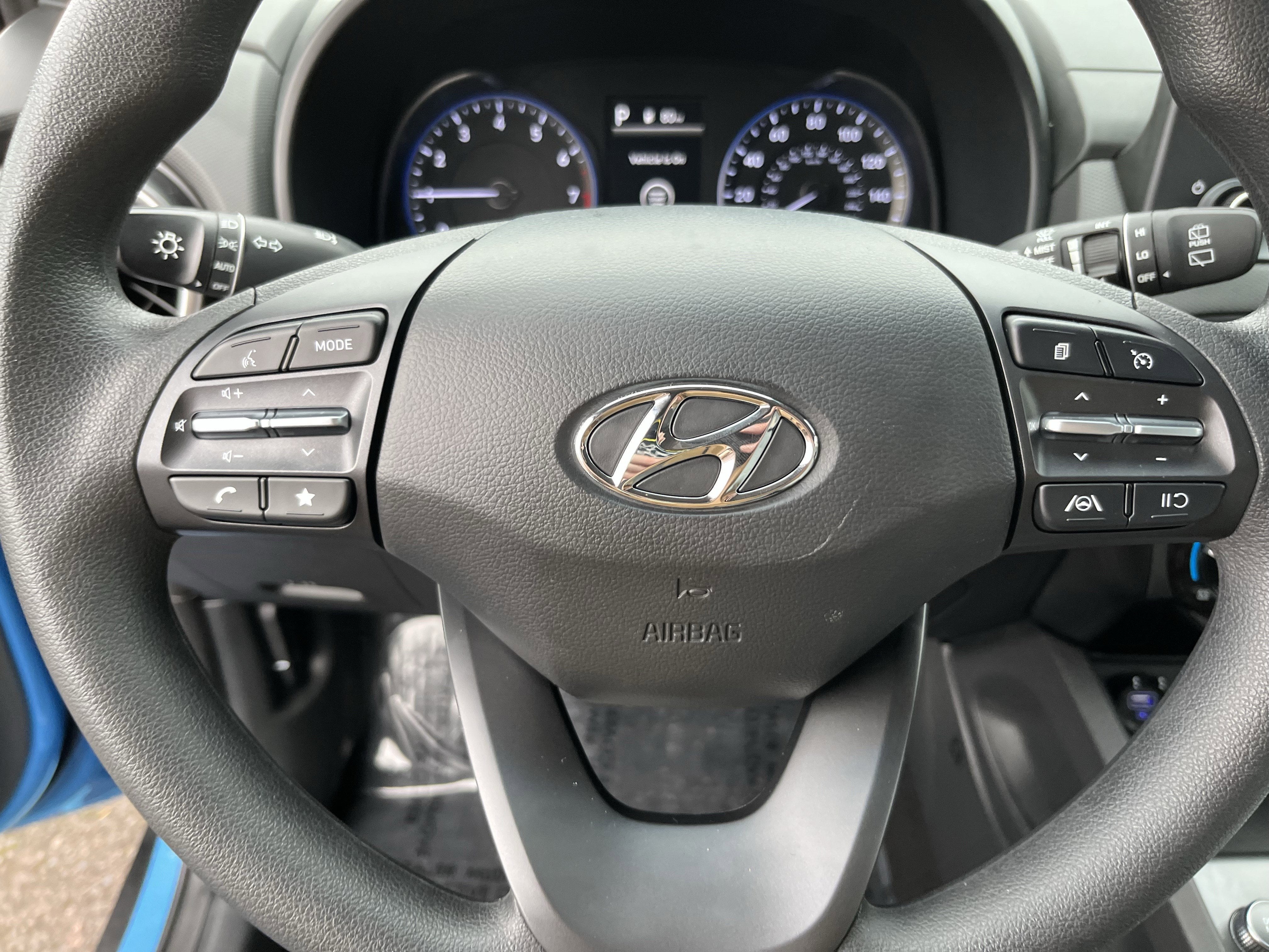 2023 Hyundai KONA SEL