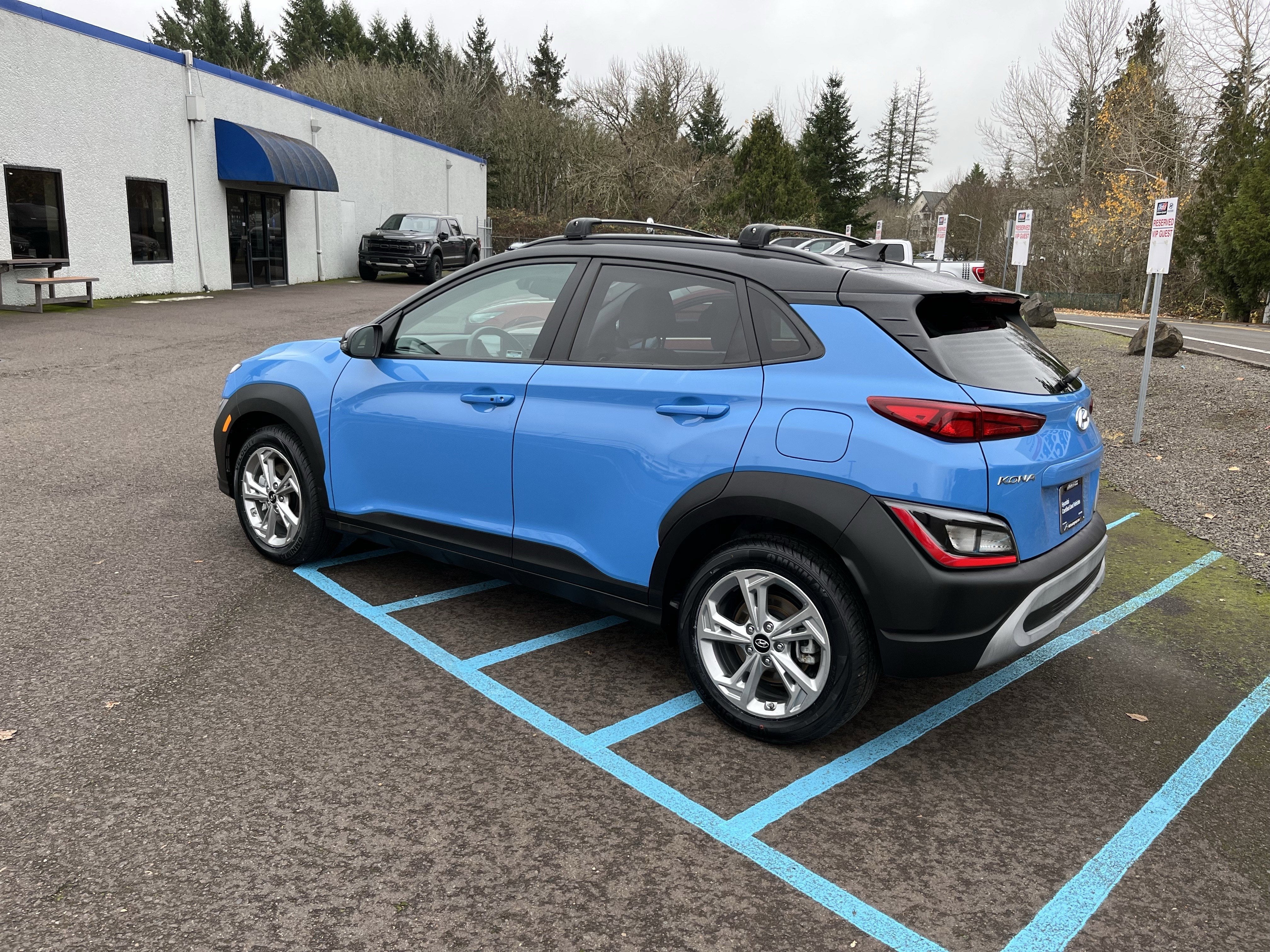 2023 Hyundai KONA SEL