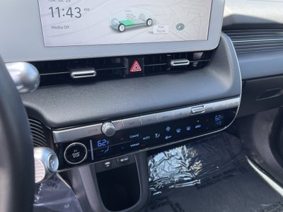 2024 Hyundai IONIQ 5 SE