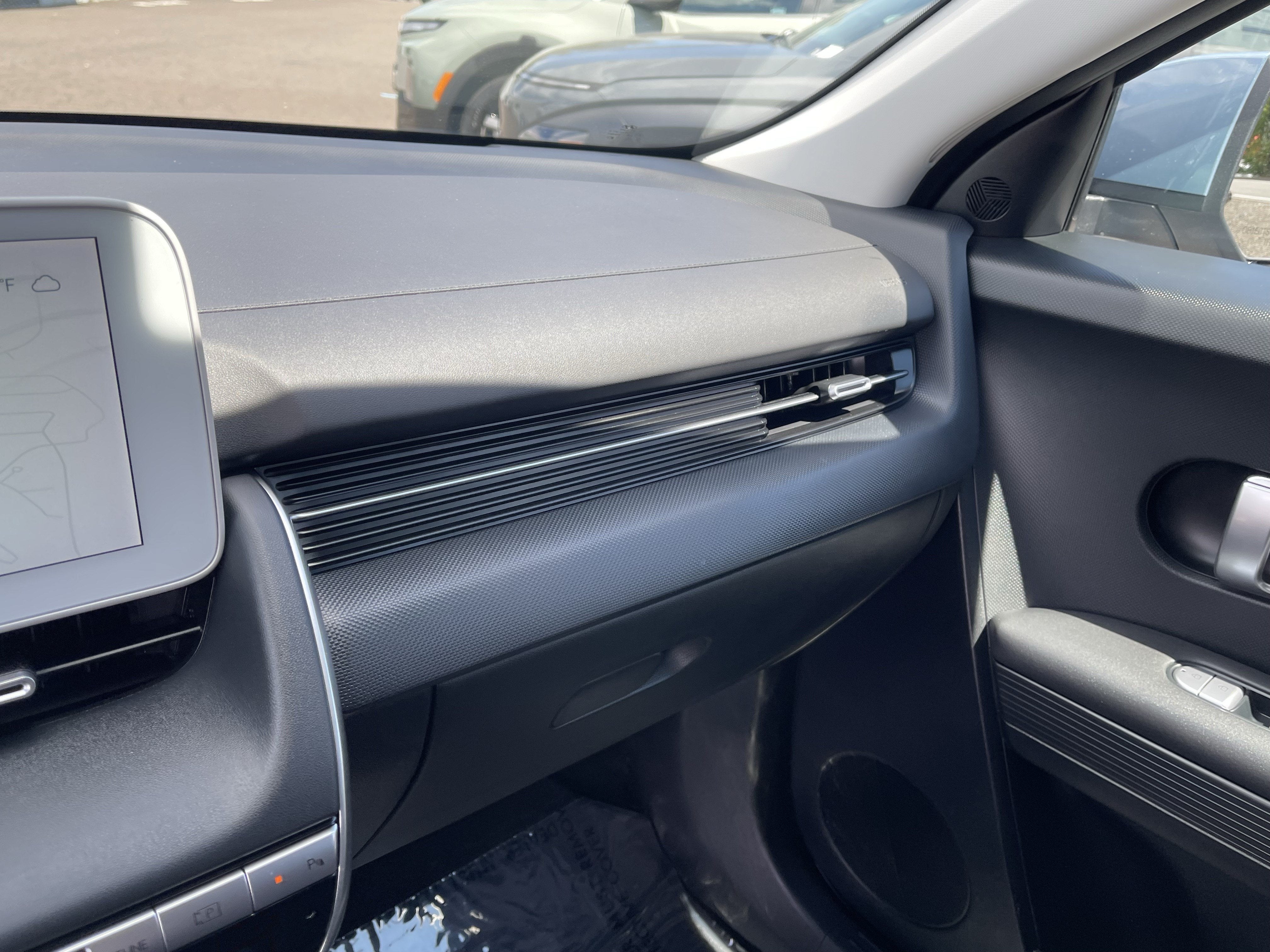 2024 Hyundai IONIQ 5 SE