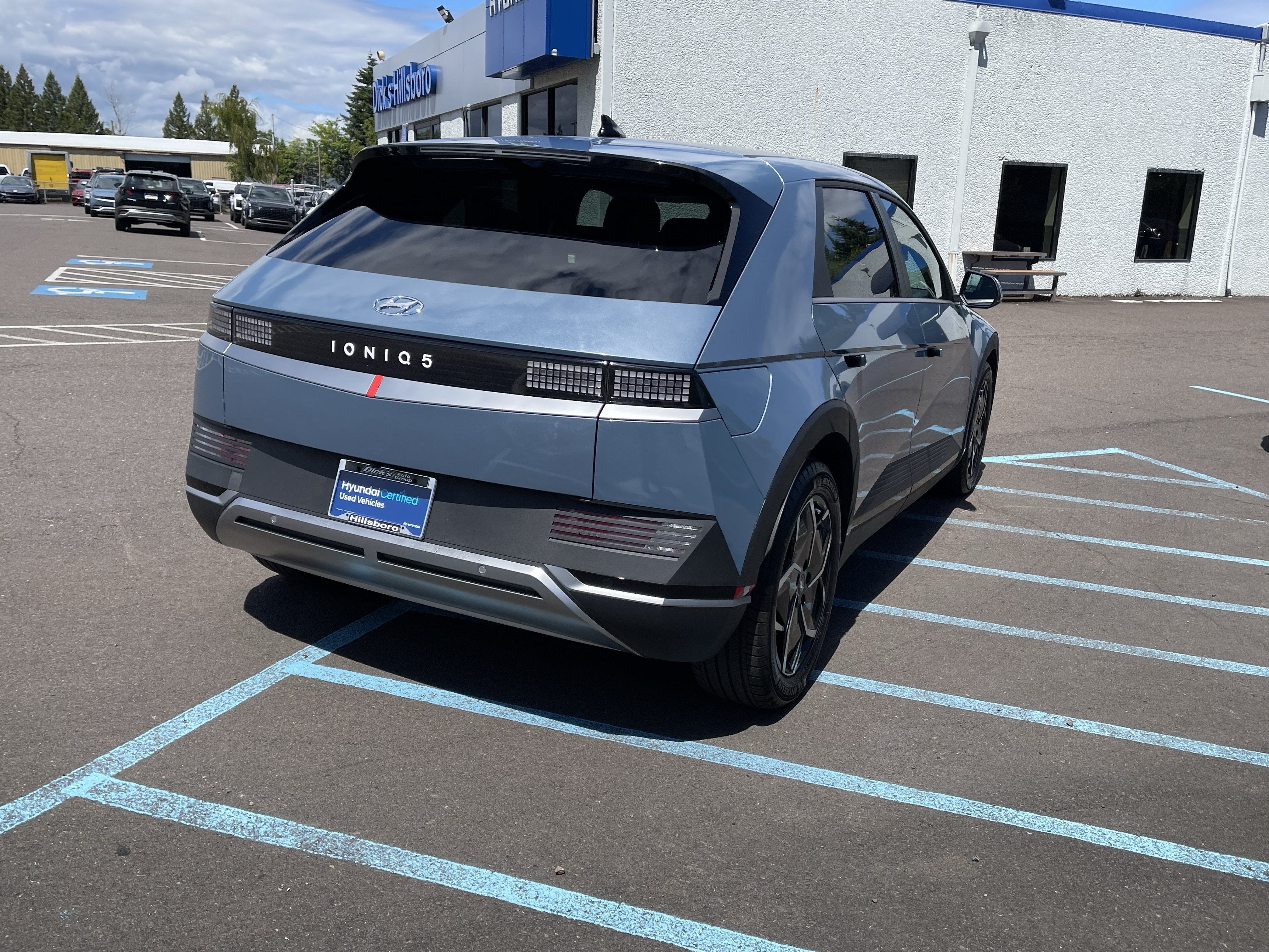 2024 Hyundai IONIQ 5 SE