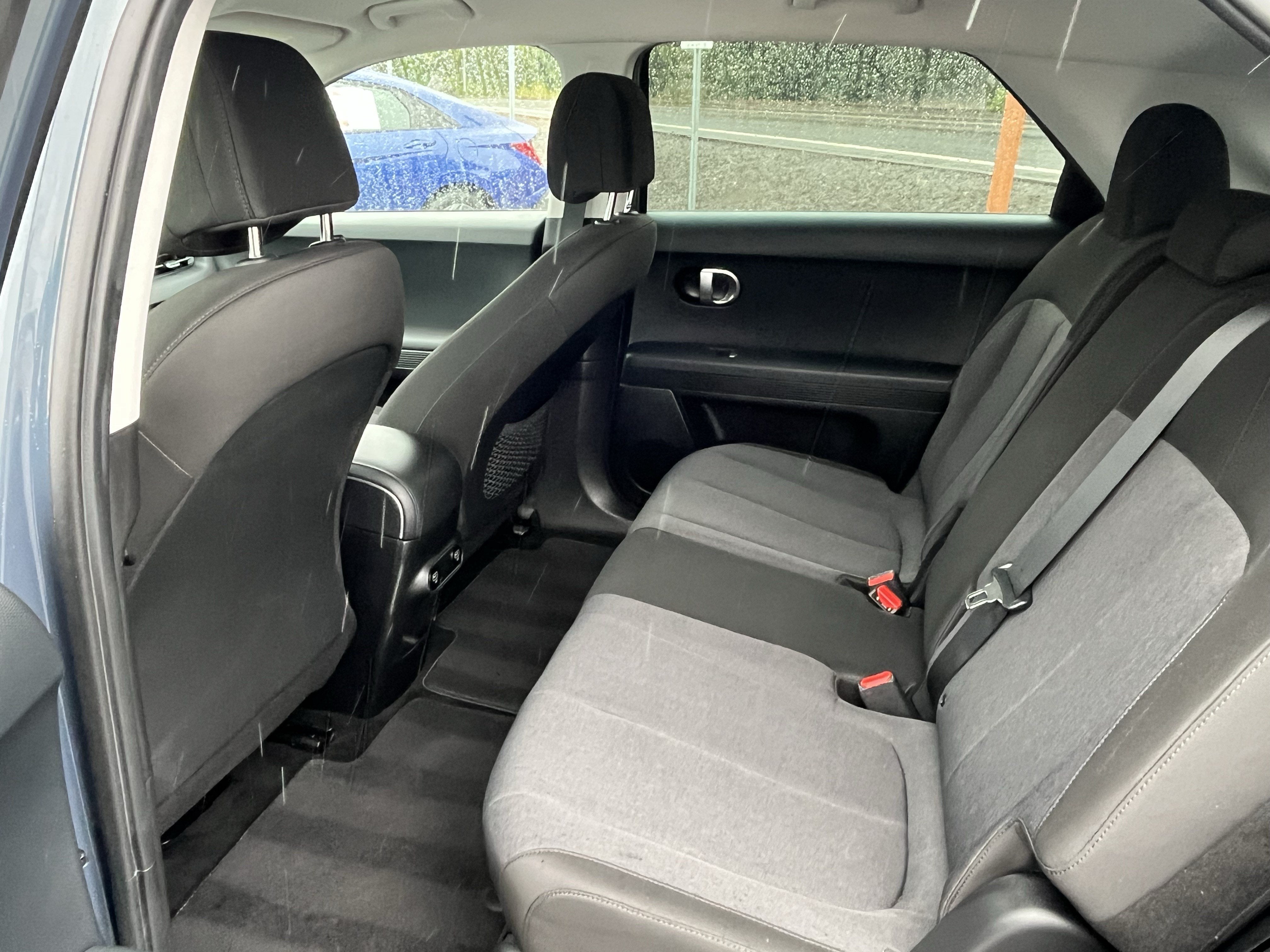 2024 Hyundai IONIQ 5 SE