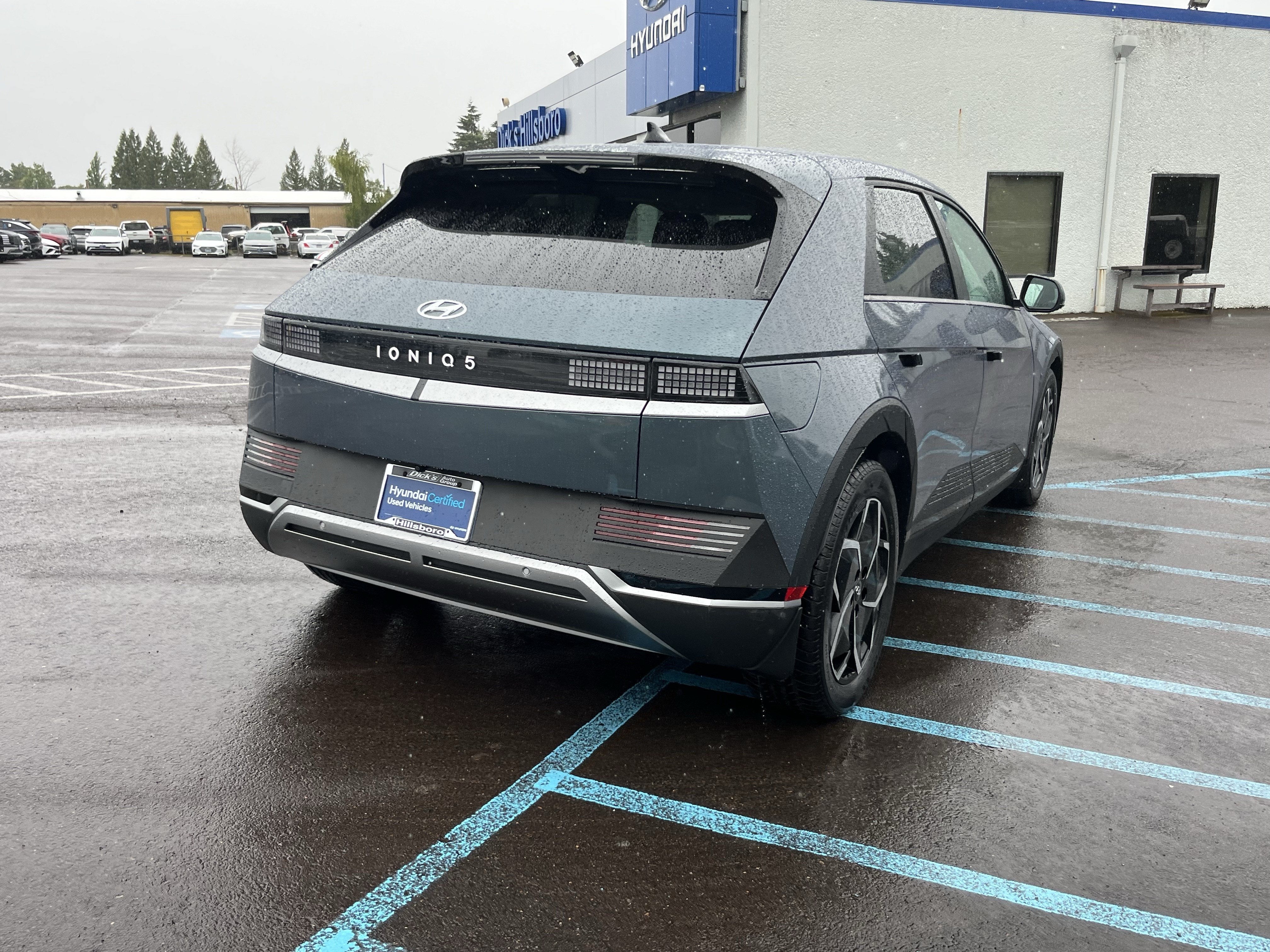2024 Hyundai IONIQ 5 SE