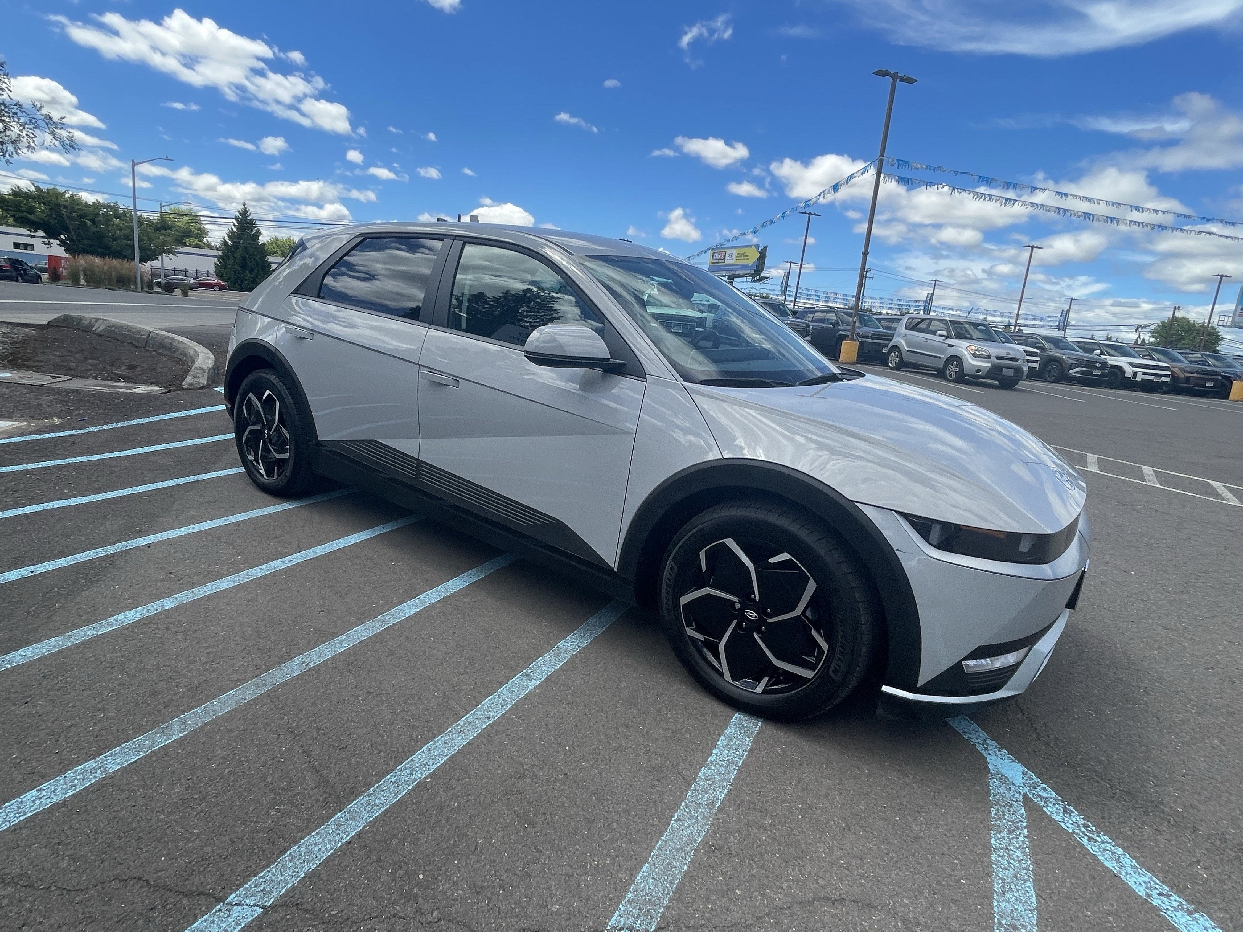 2024 Hyundai IONIQ 5 SE