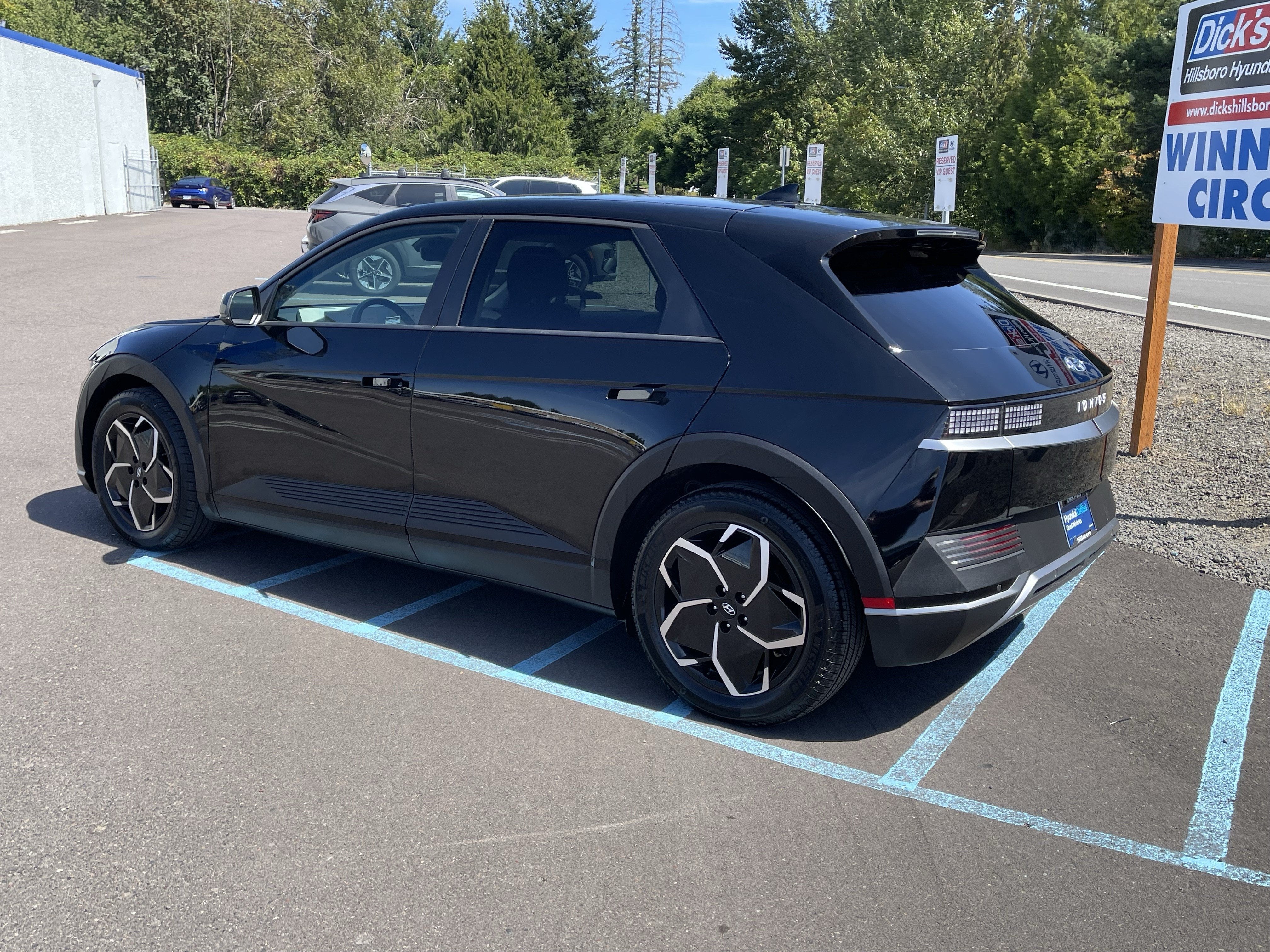 2024 Hyundai IONIQ 5 SE