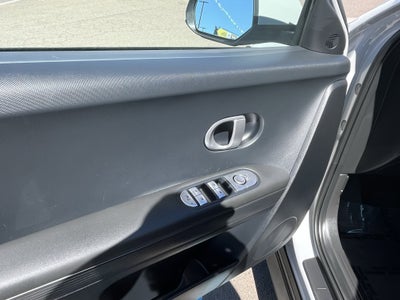 2024 Hyundai IONIQ 5 SE