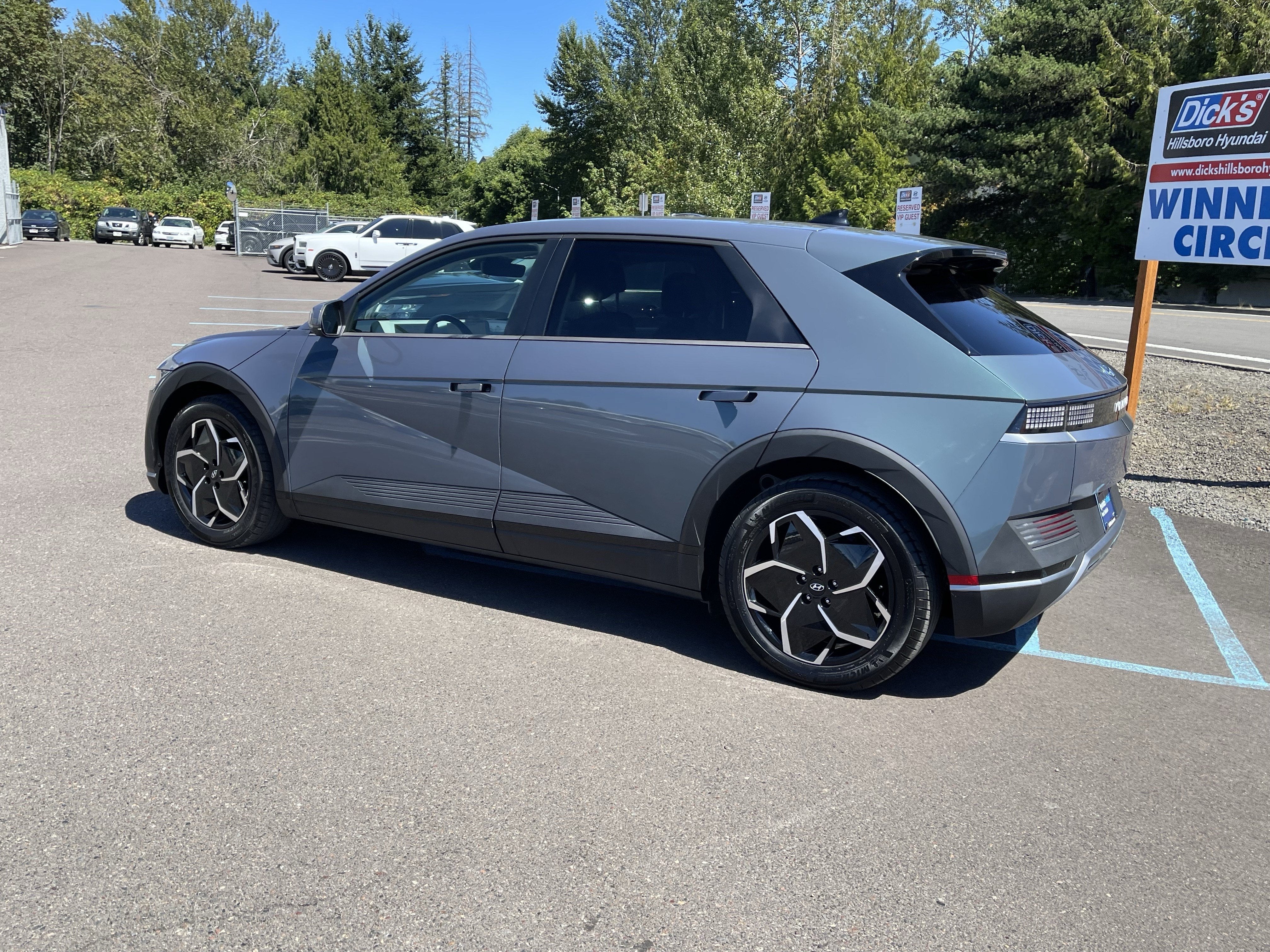 2024 Hyundai IONIQ 5 SEL