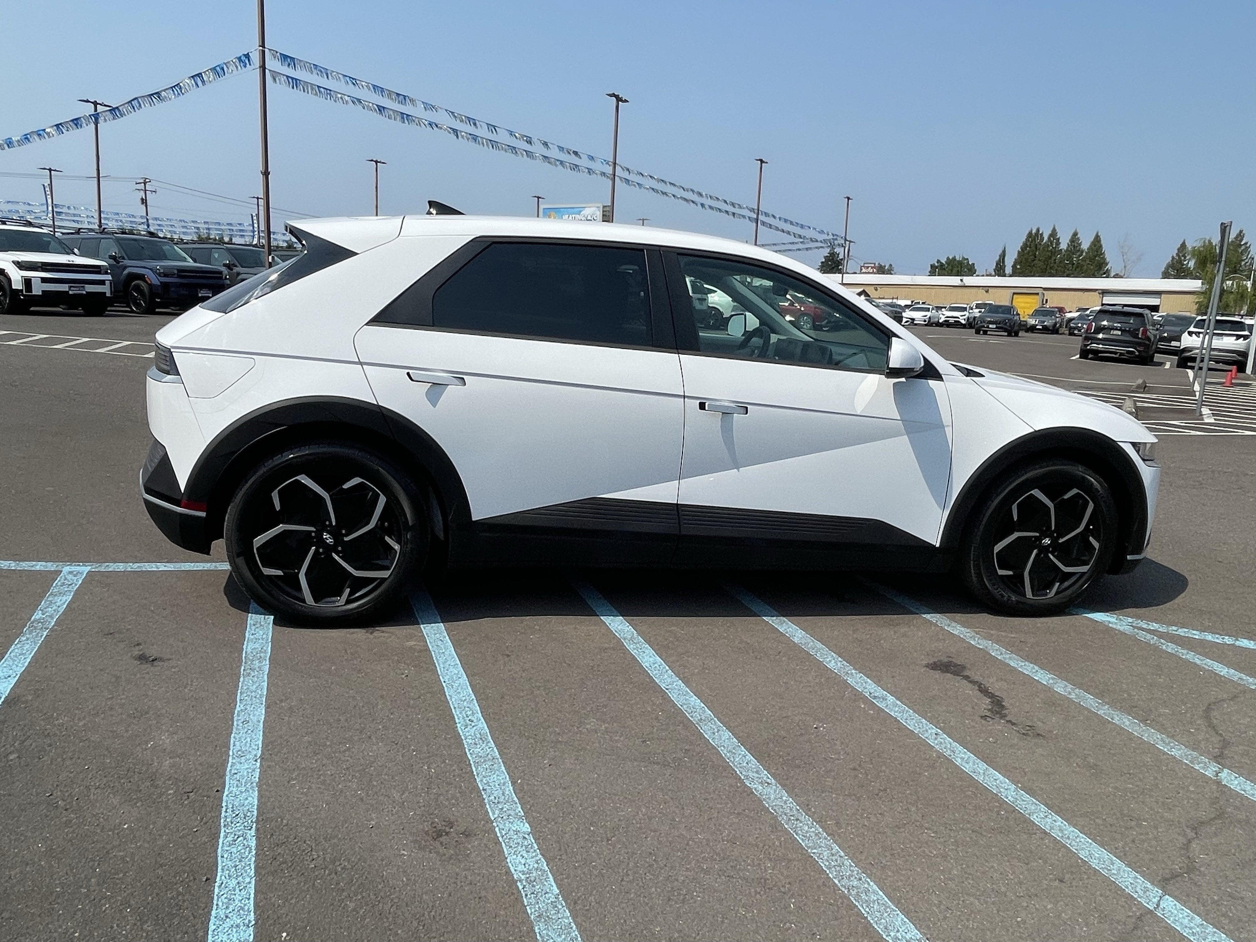 2024 Hyundai IONIQ 5 SEL