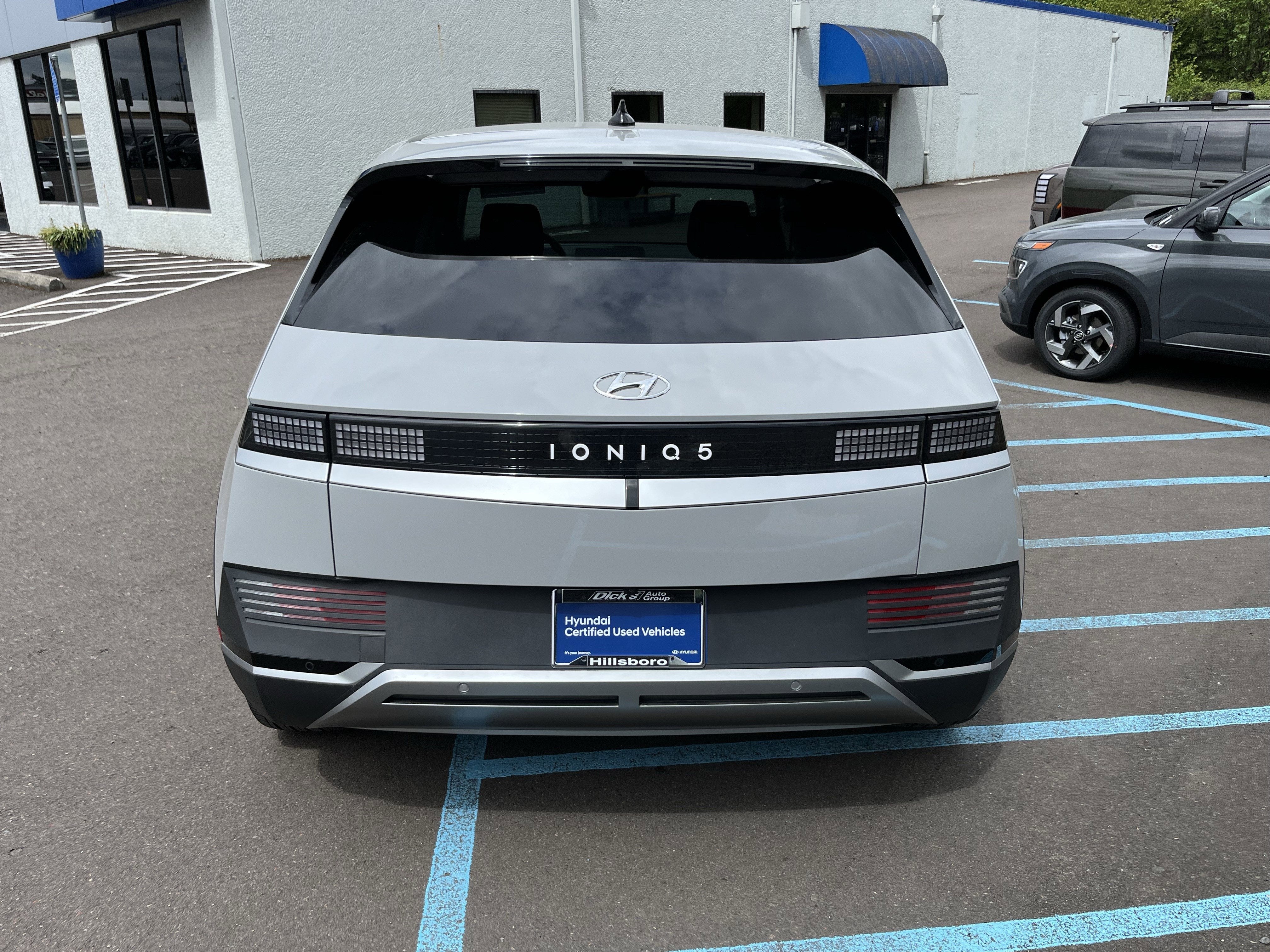 2024 Hyundai IONIQ 5 SEL