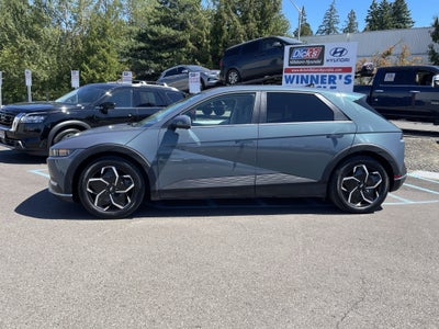2024 Hyundai IONIQ 5 SEL