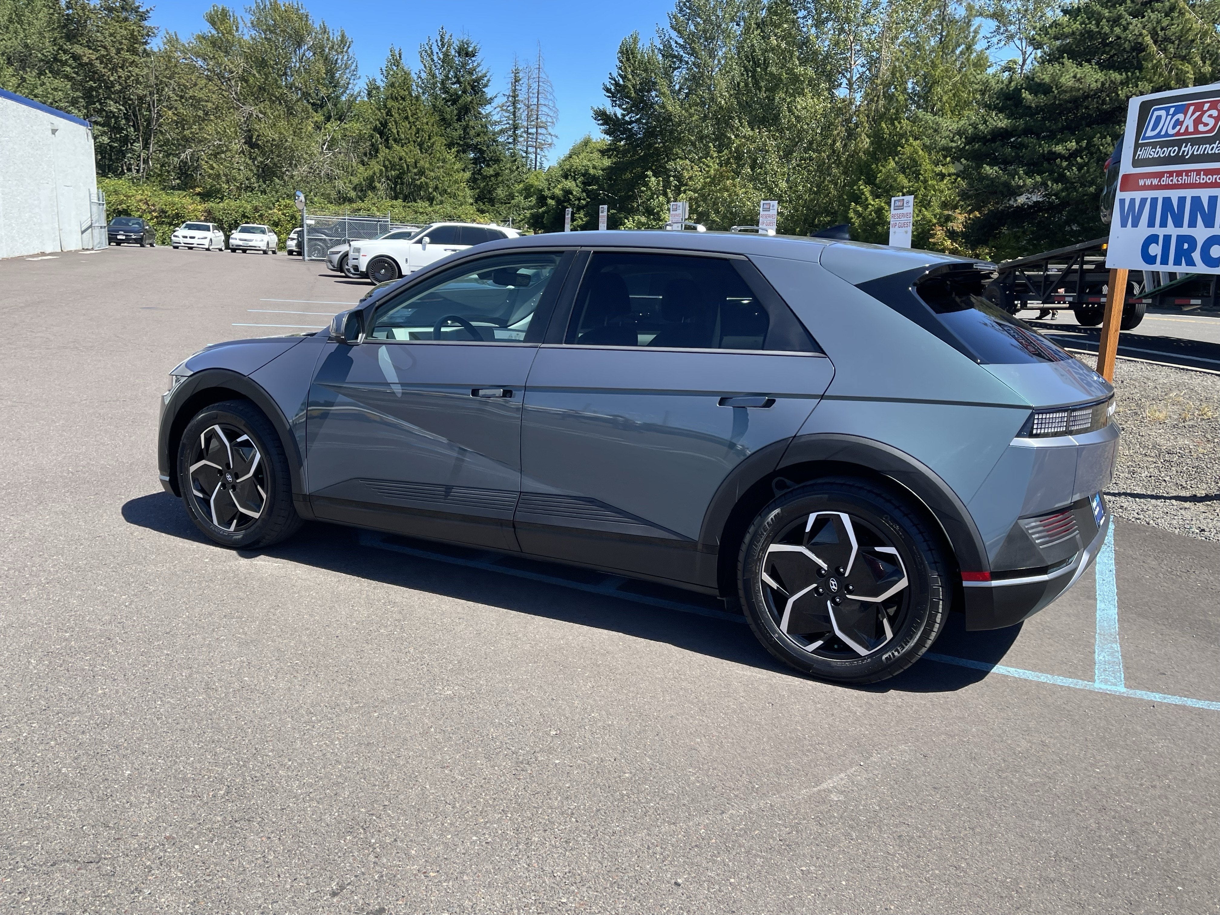 2024 Hyundai IONIQ 5 SEL