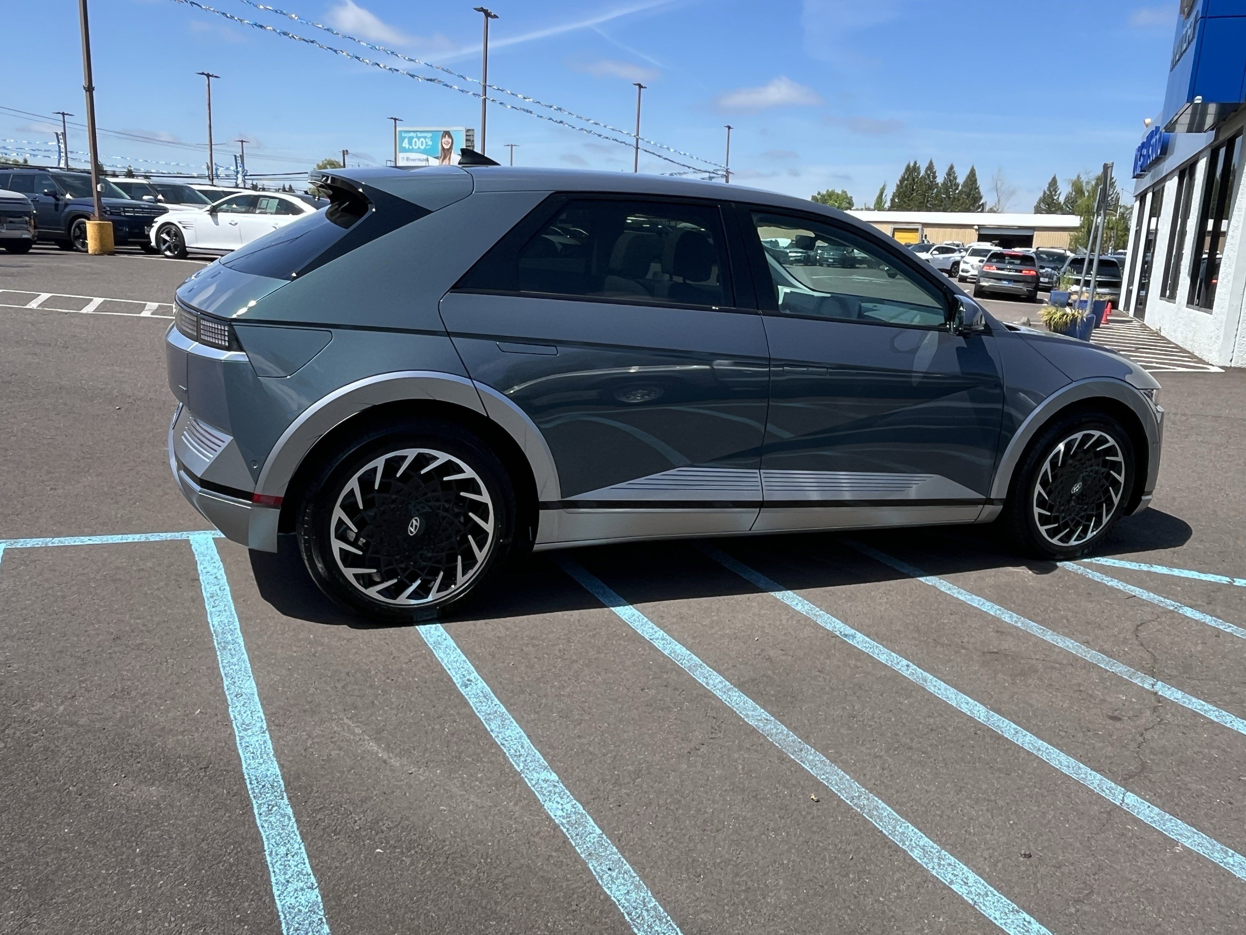 2024 Hyundai IONIQ 5 Limited