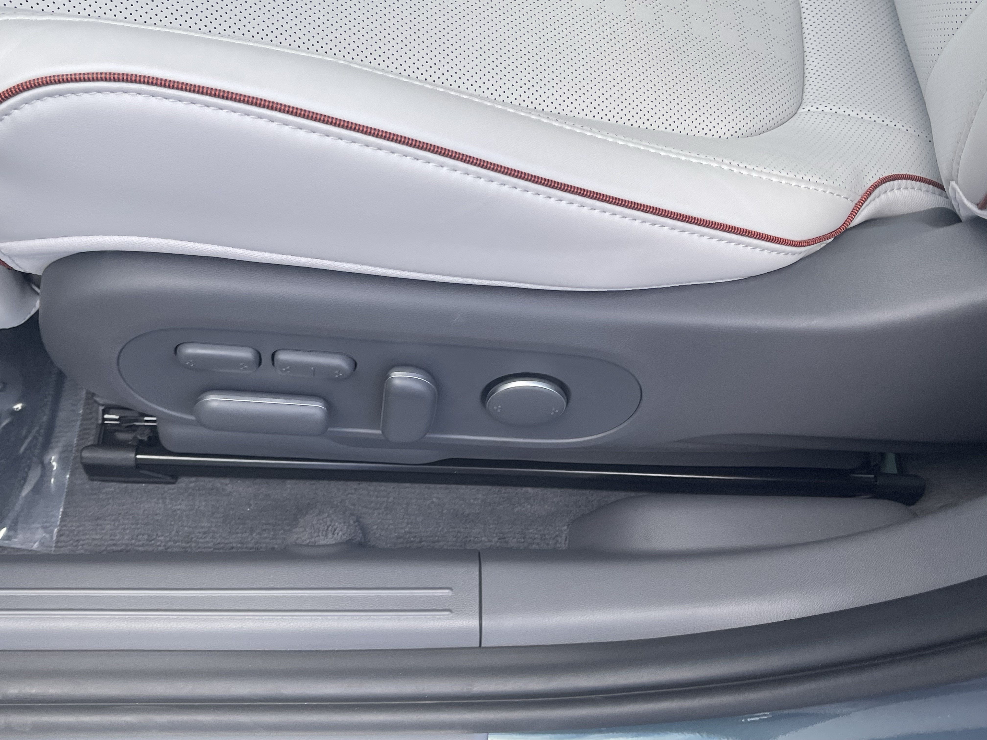 2024 Hyundai IONIQ 5 Limited