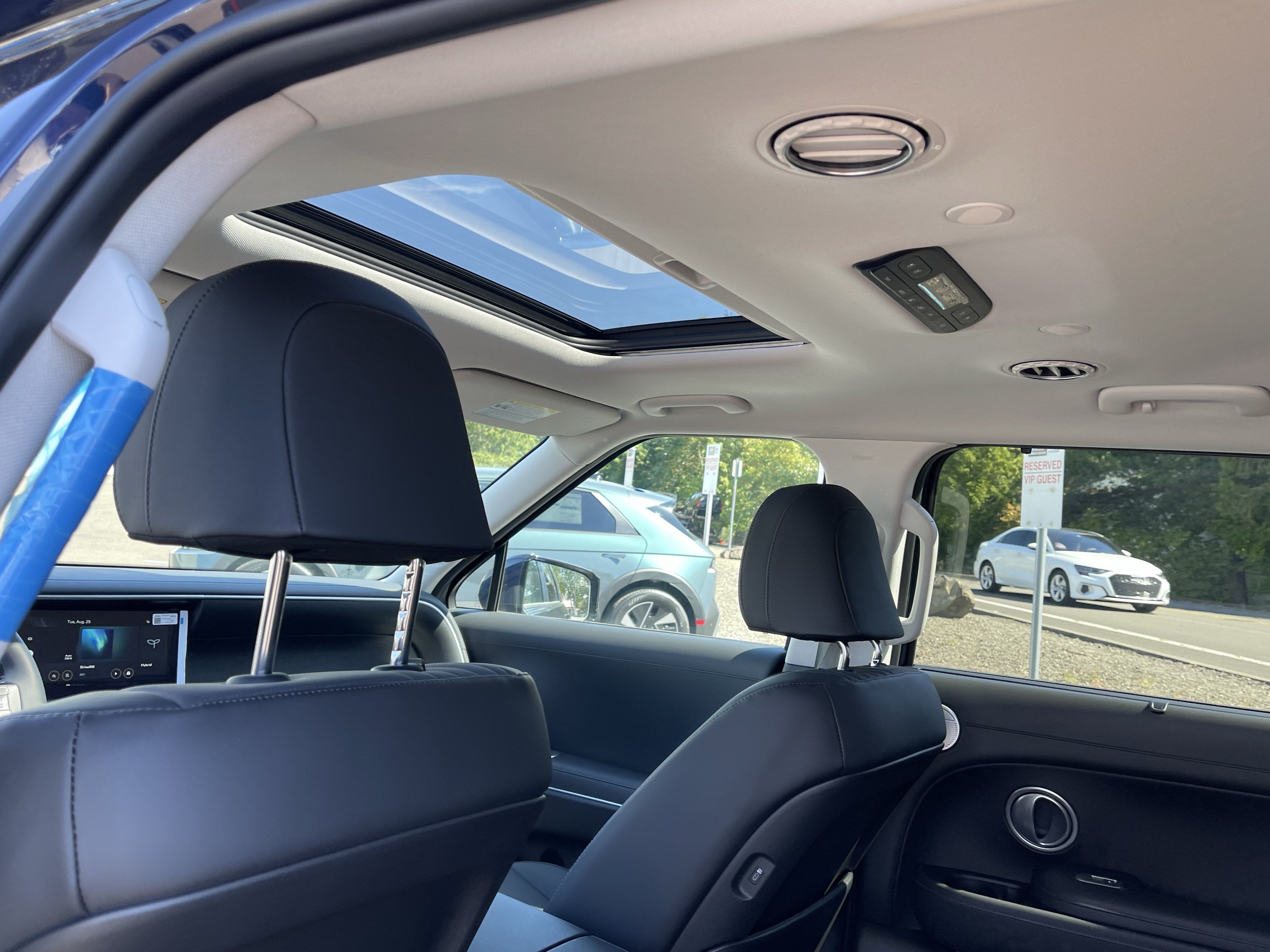 2026 Hyundai PALISADE HYBRID SEL Premium 8P
