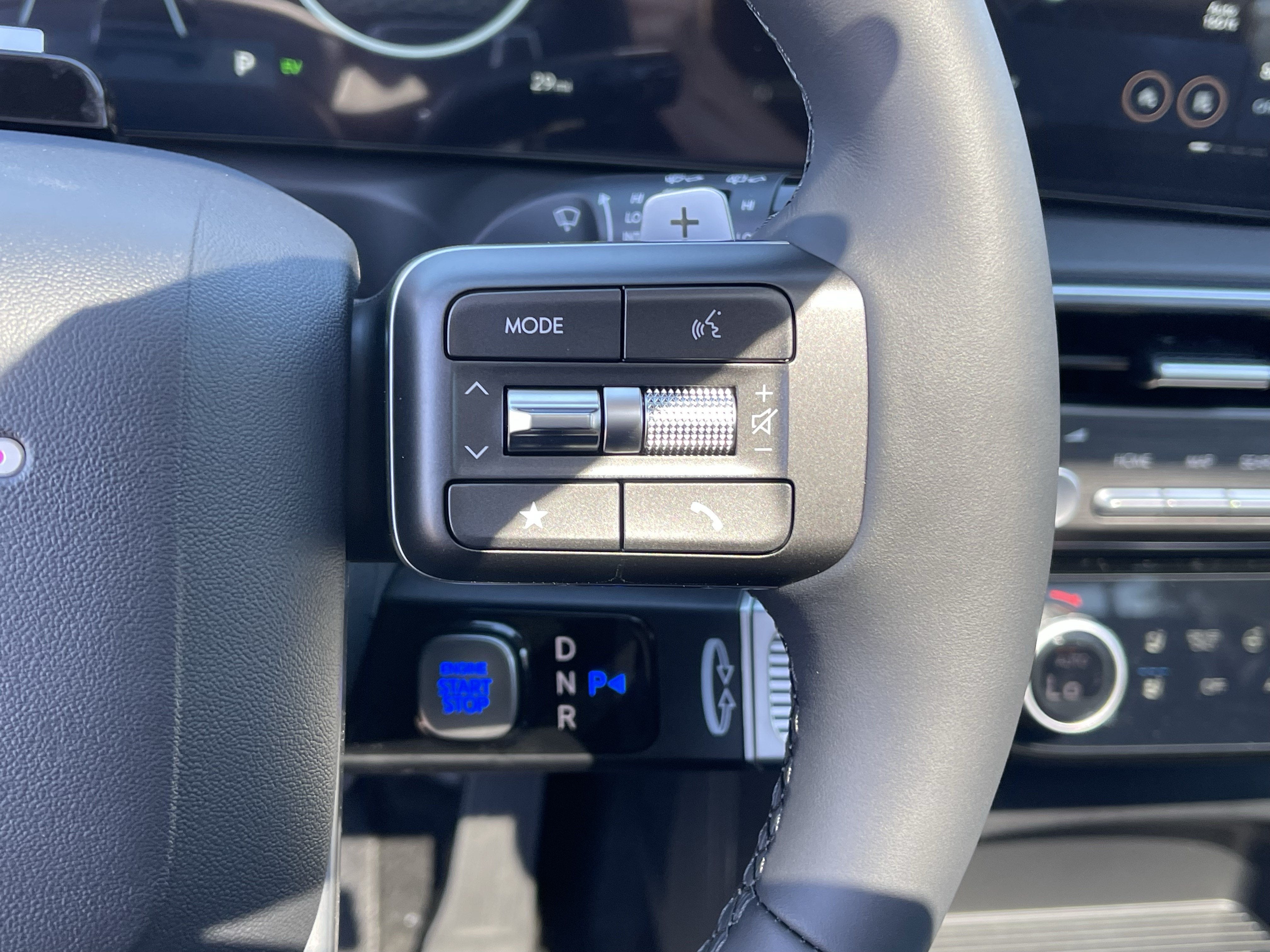 2026 Hyundai PALISADE HYBRID SEL Premium 8P