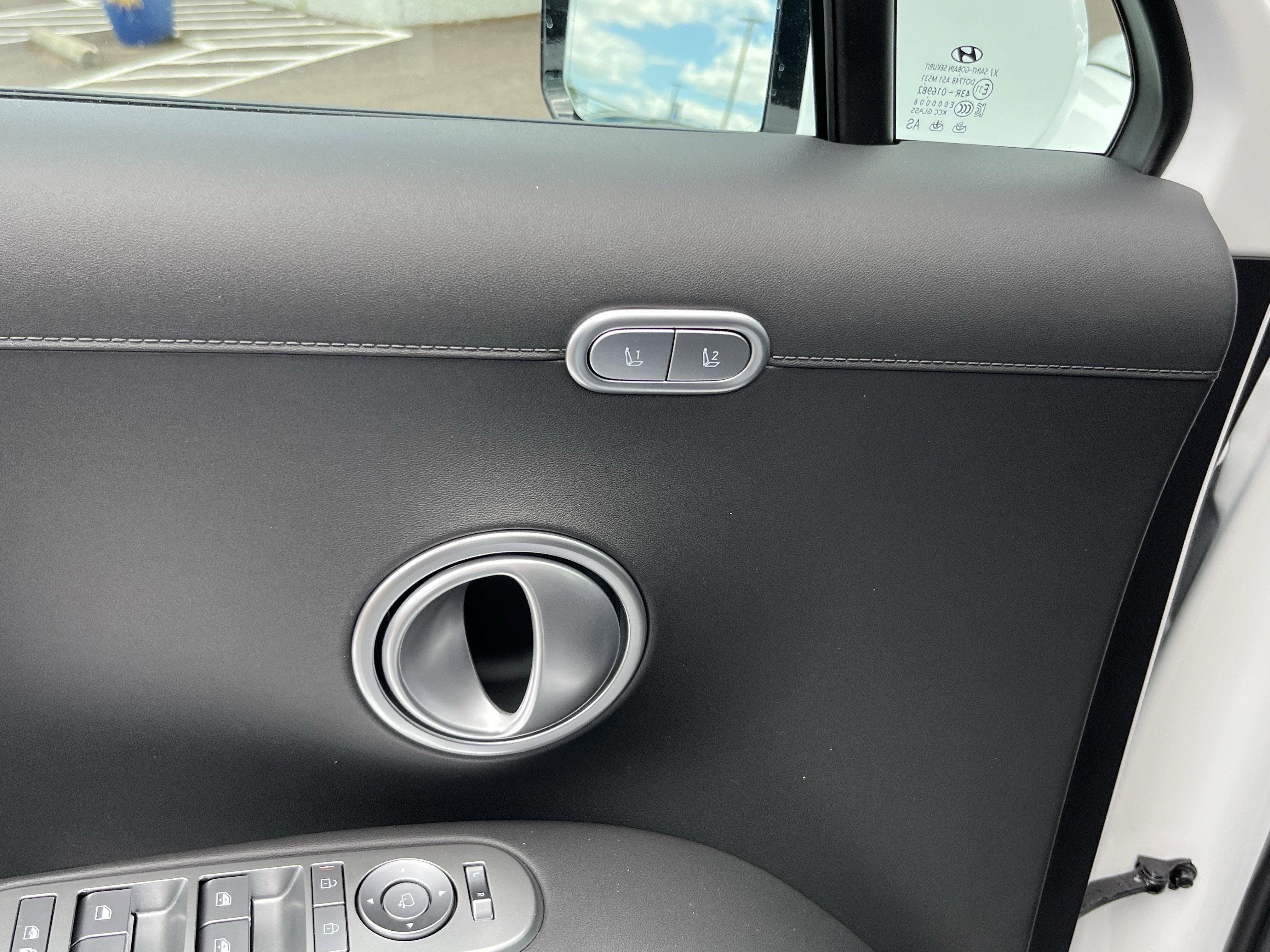 2026 Hyundai PALISADE HYBRID SEL Premium 8P