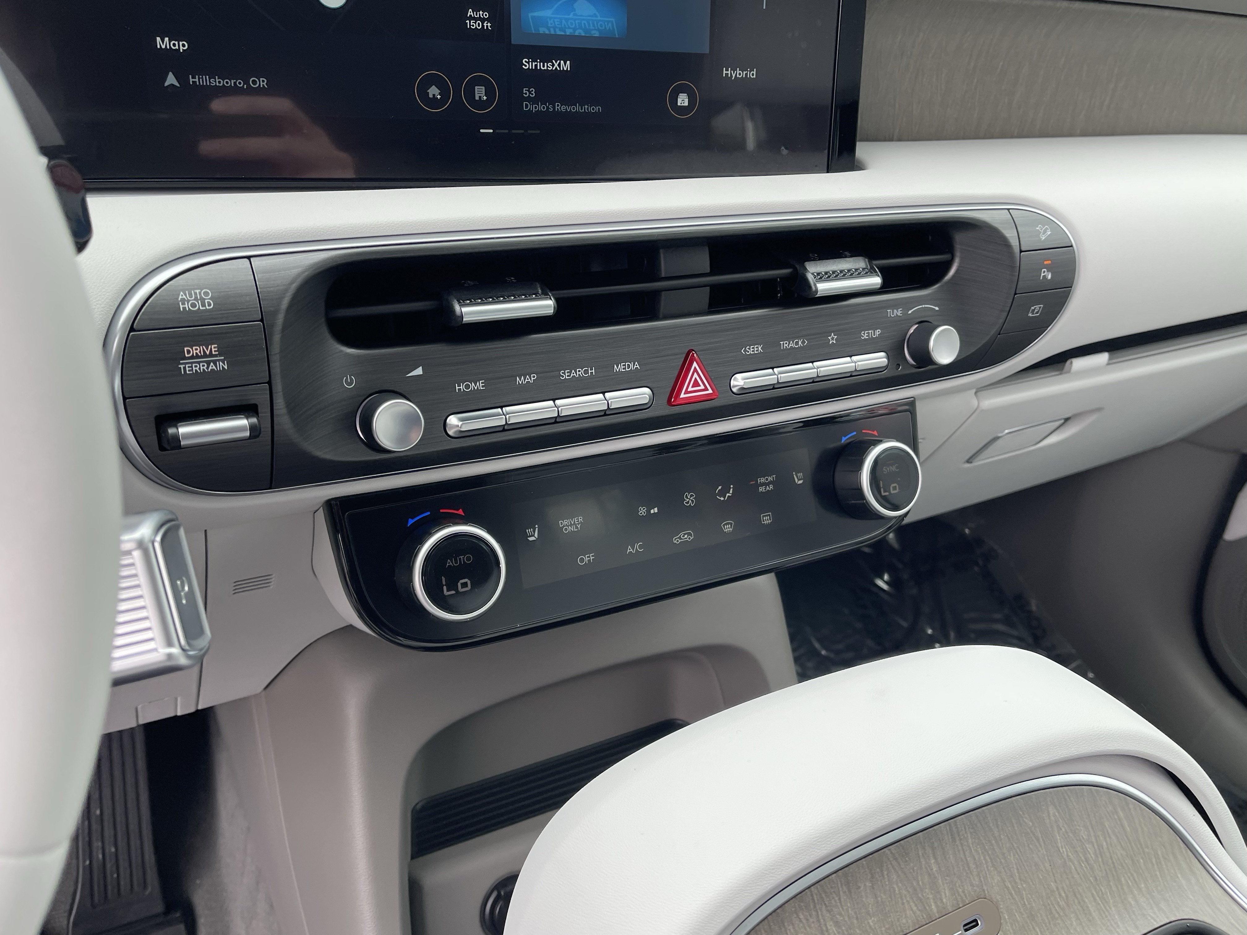 2026 Hyundai PALISADE HYBRID SEL 8P