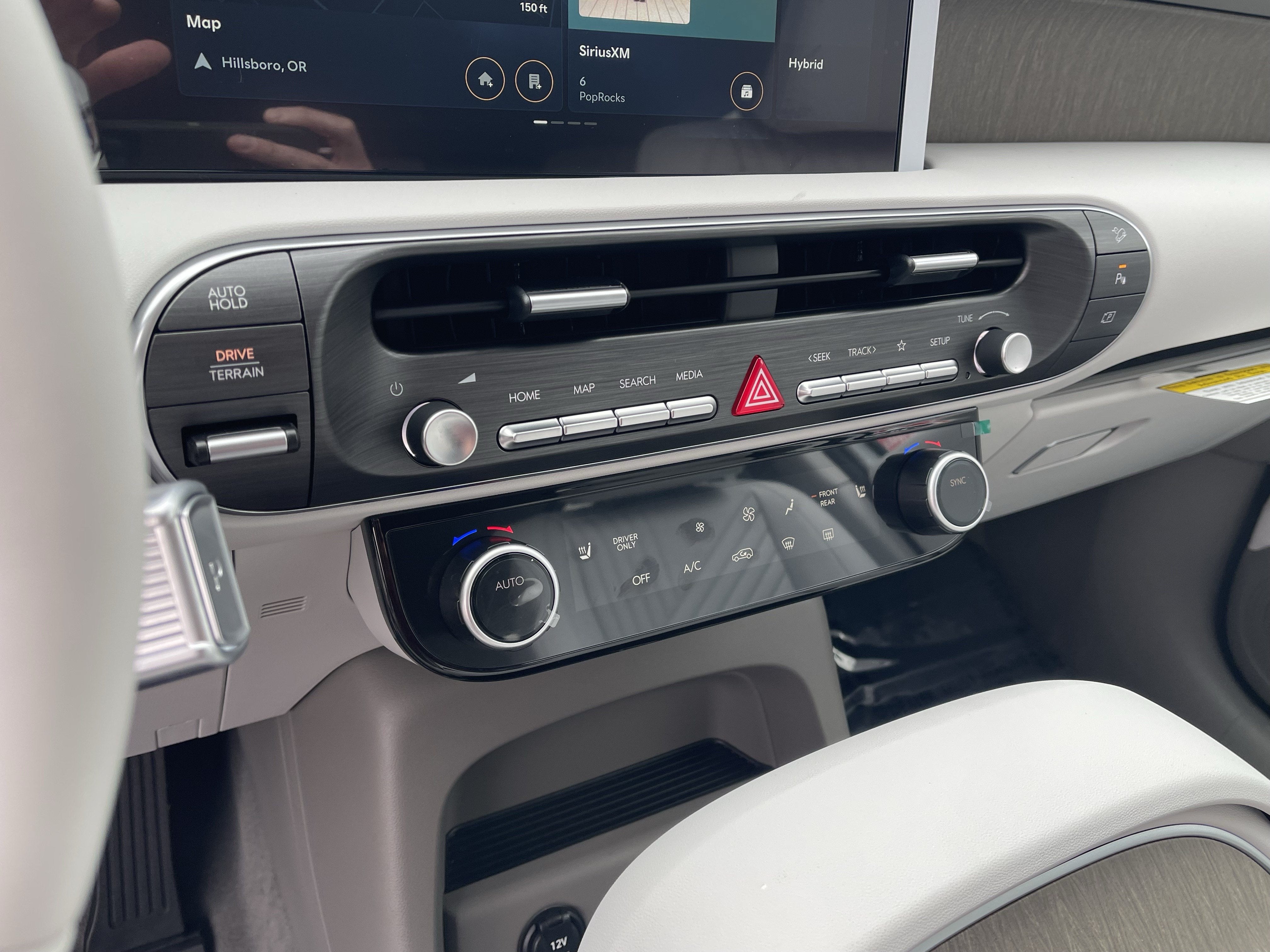 2026 Hyundai PALISADE HYBRID SEL 8P