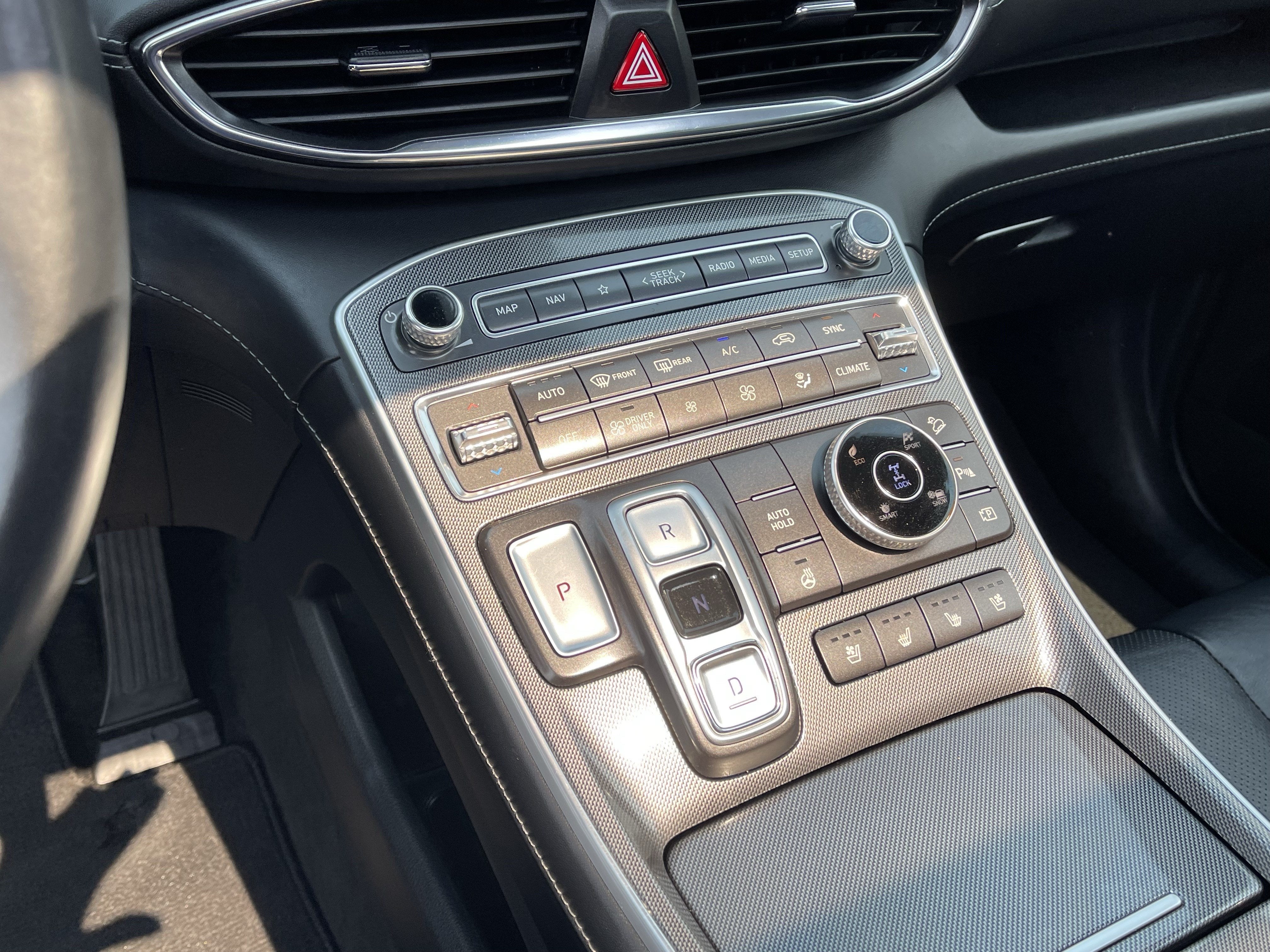 2022 Hyundai SANTA FE HYBRID Limited