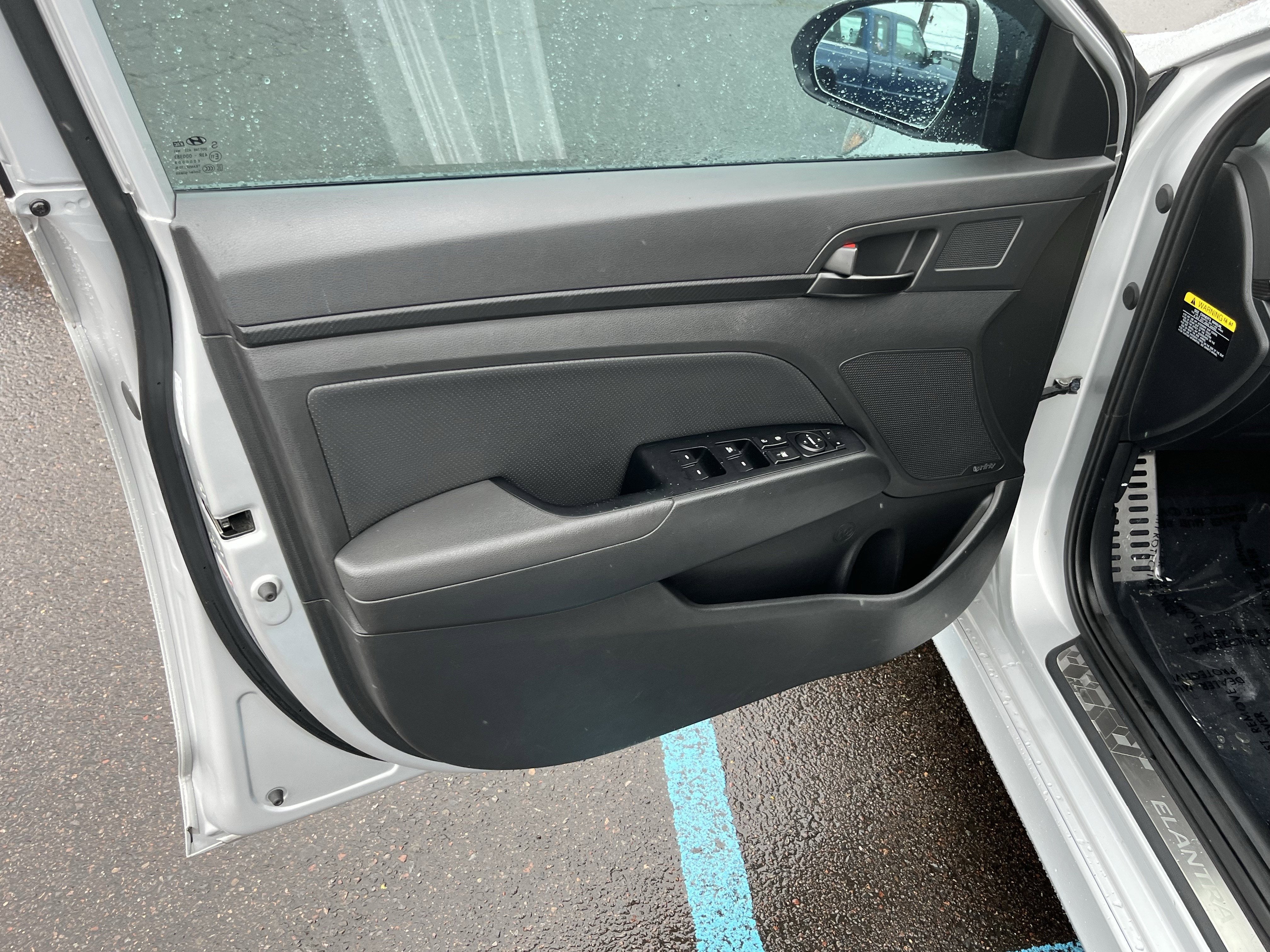 2018 Hyundai ELANTRA Sport