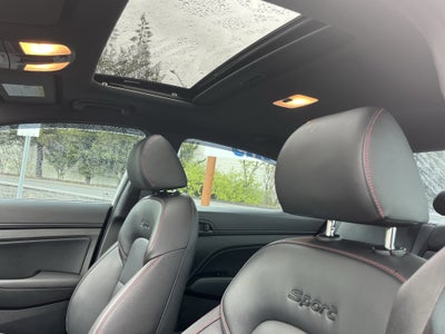 2018 Hyundai ELANTRA Sport