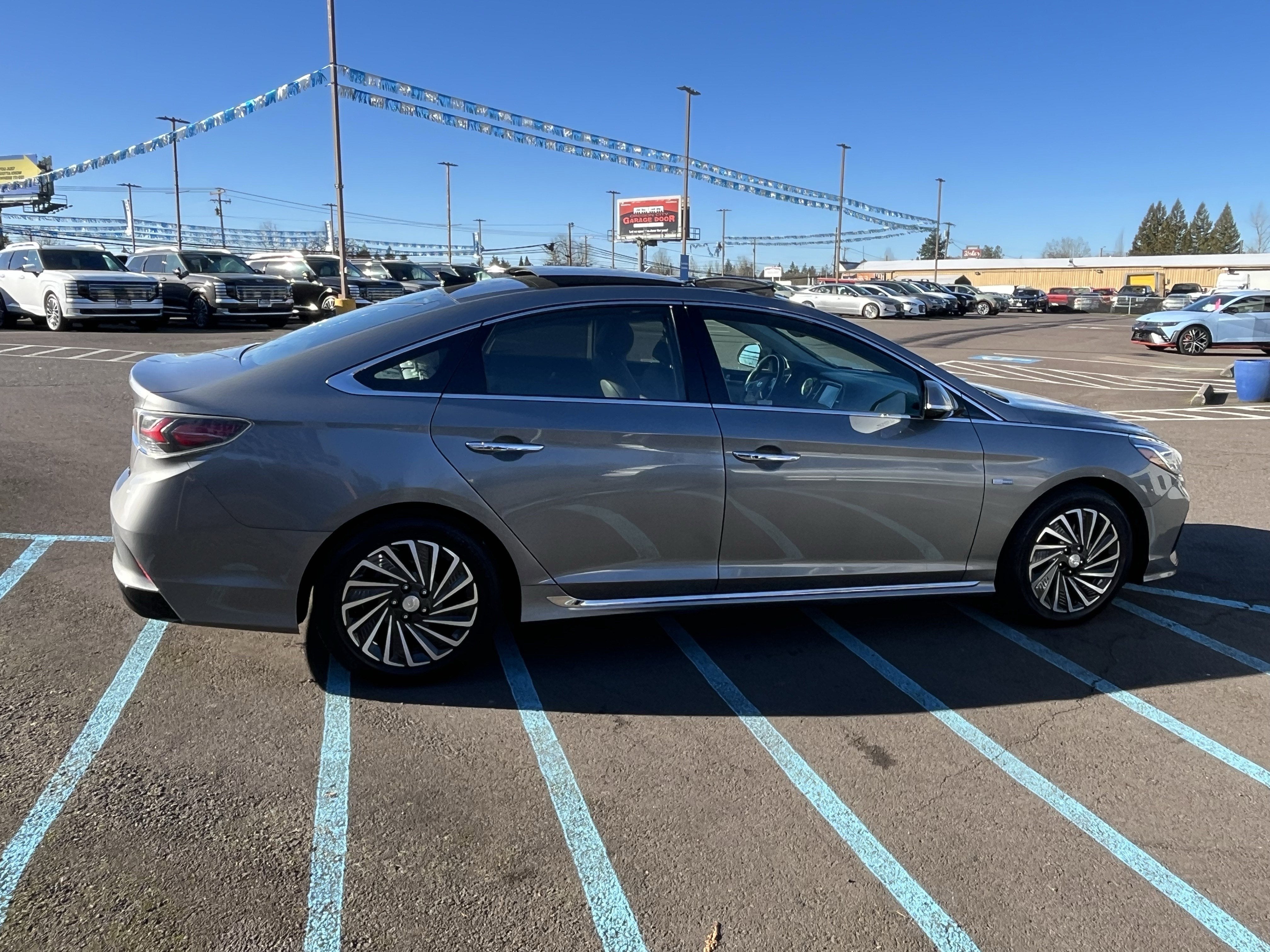 2018 Hyundai SONATA HYBRID Limited