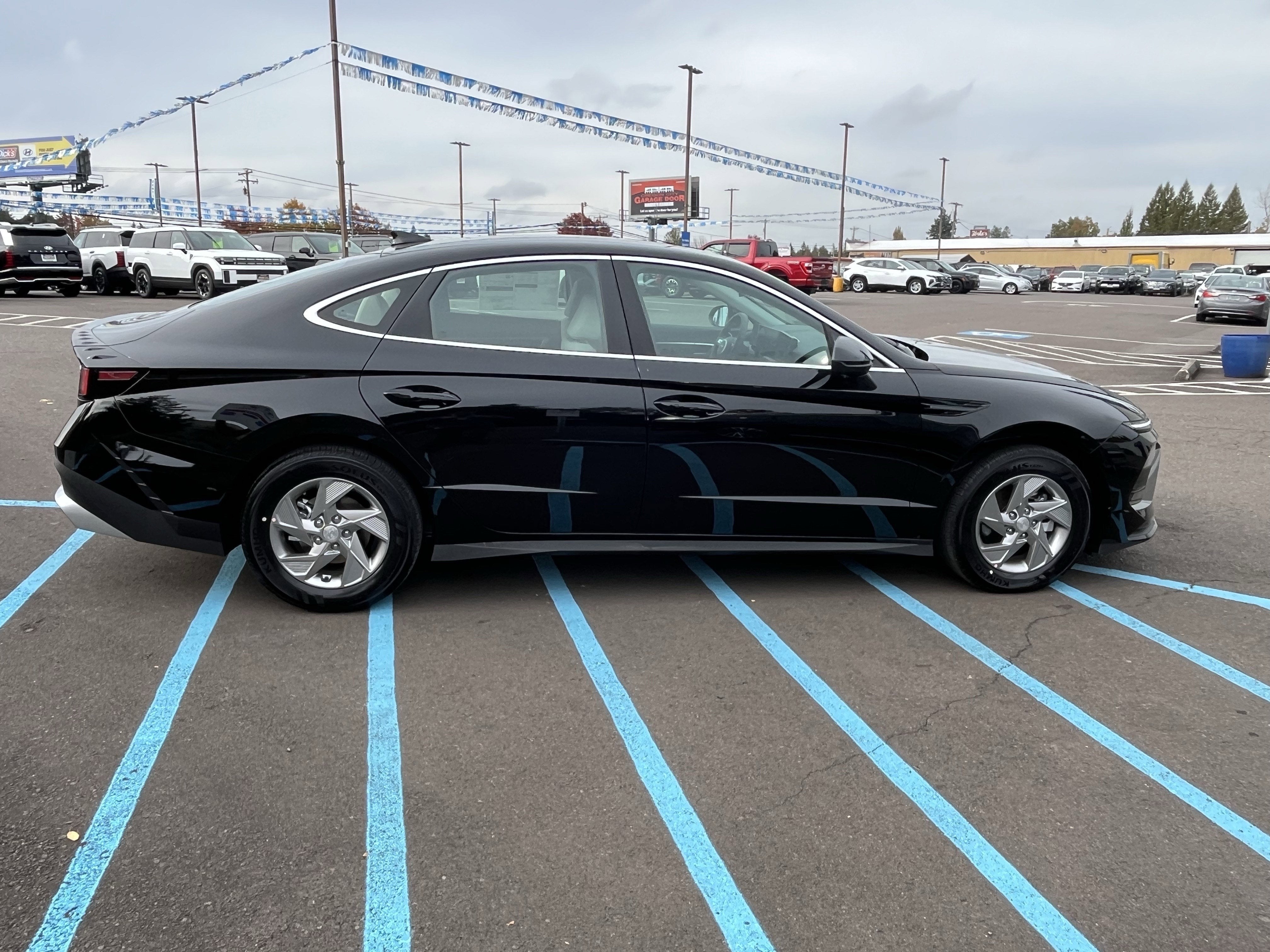 2026 Hyundai SONATA SE