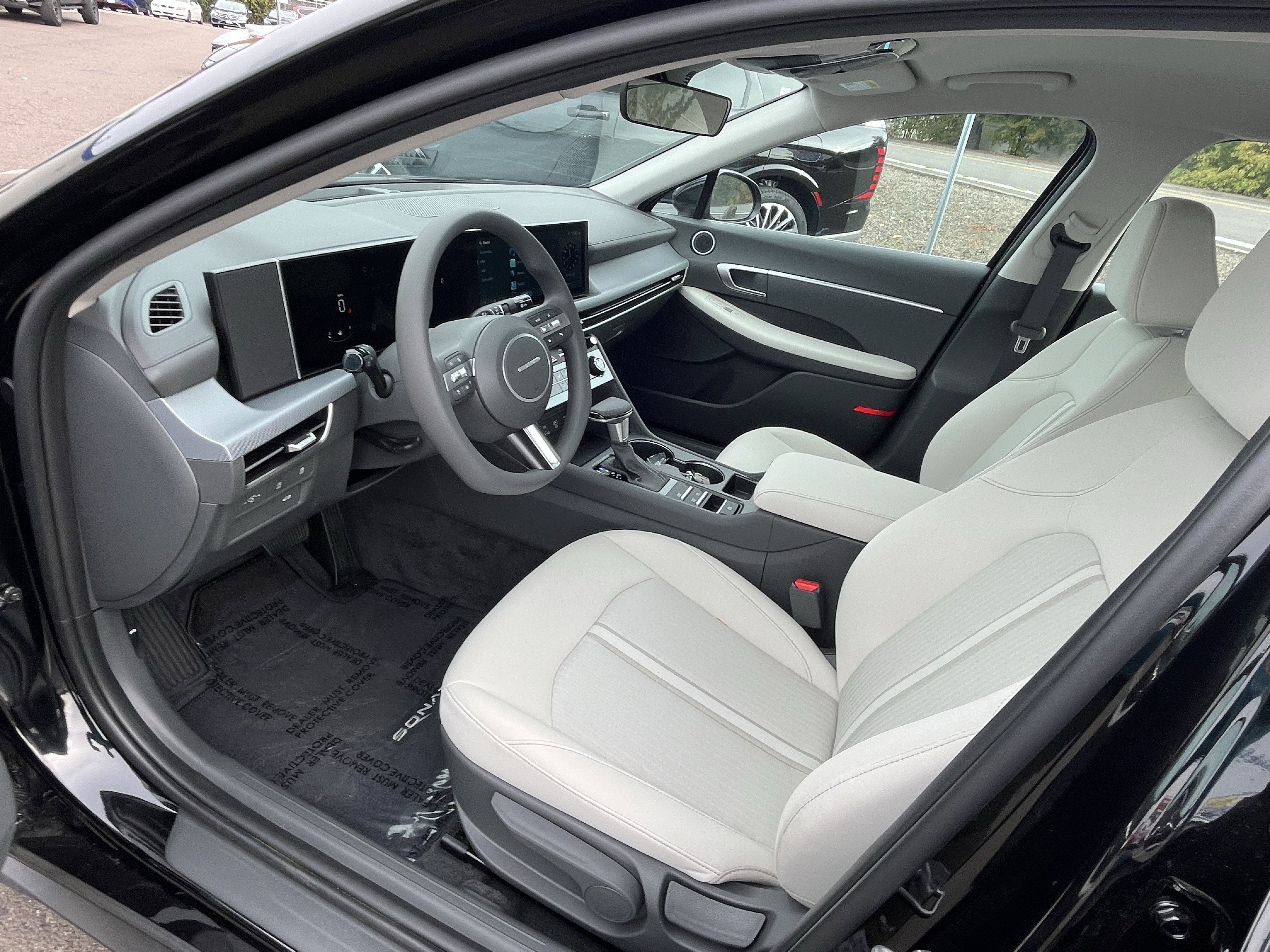 2026 Hyundai SONATA SE